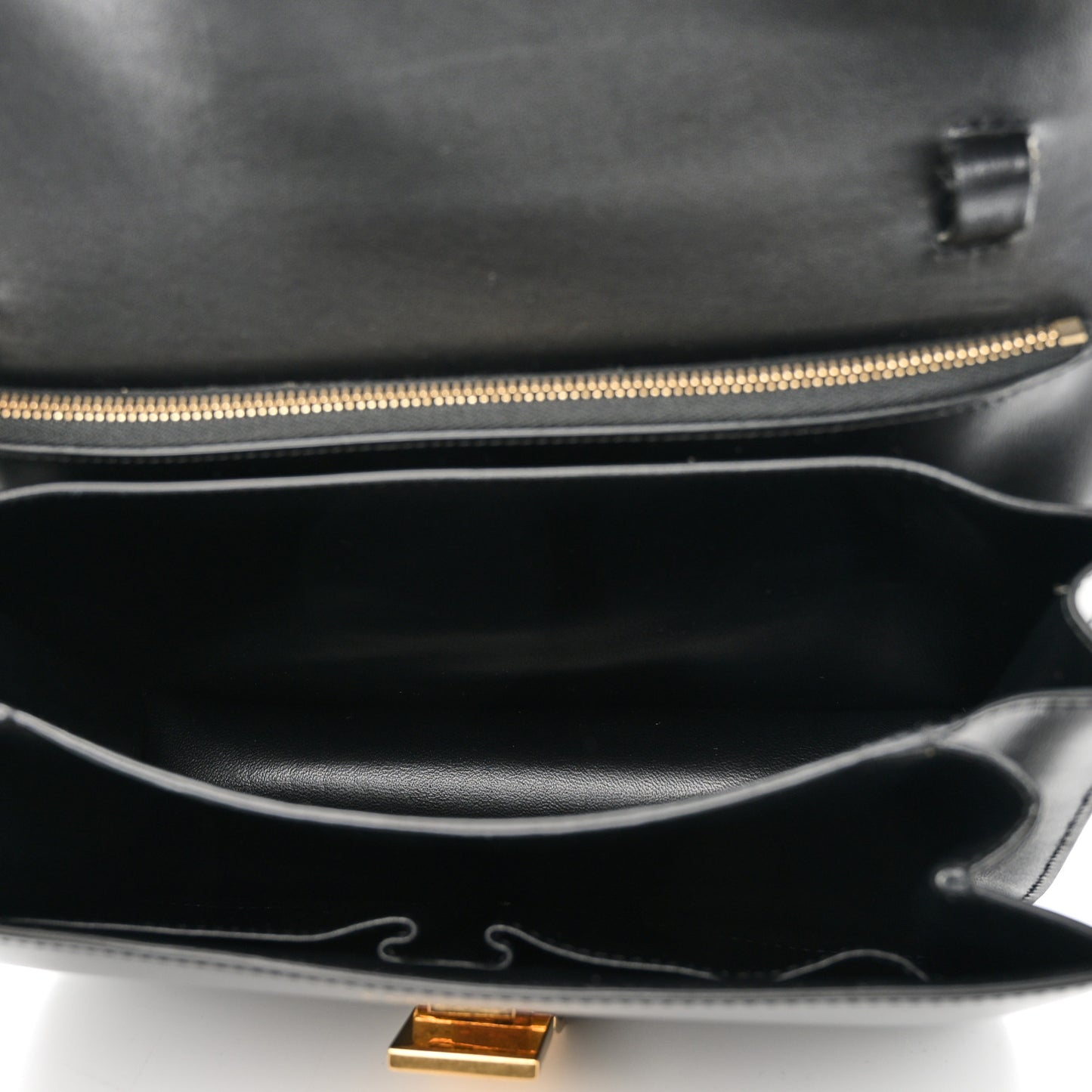 Box Calfskin Medium Classic Box Flap Bag Black