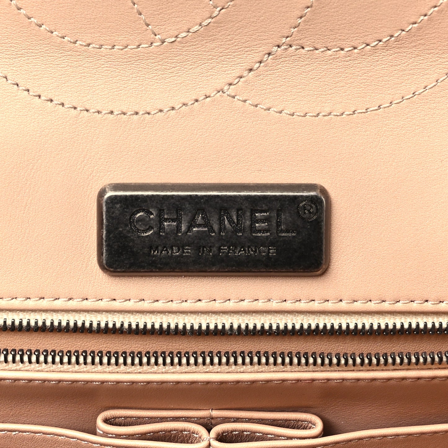 Iridescent Alligator Jumbo Double Flap Beige