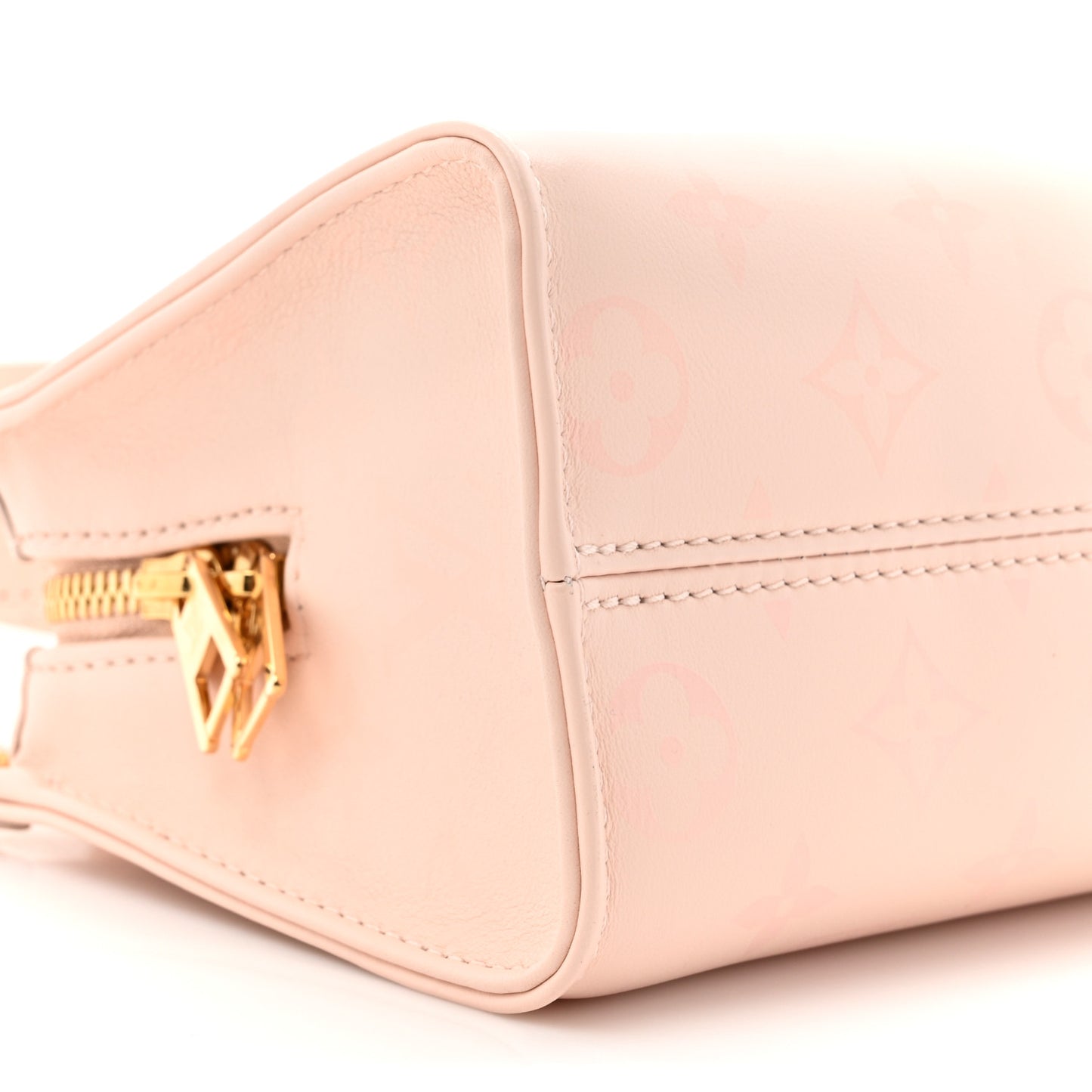 Calfskin OnTheGo East West Pearl Pink