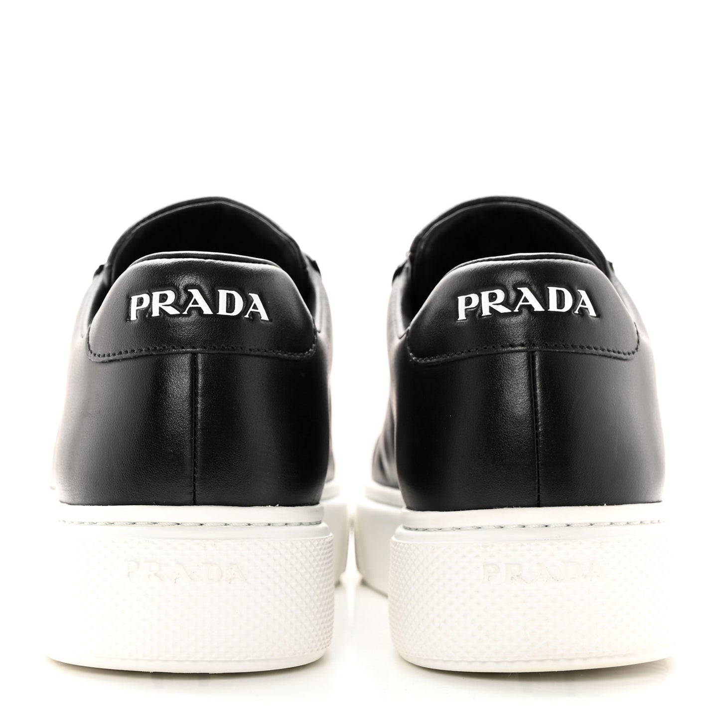 Vitello Soft Triangle Logo Low Top 45mm Sneakers 40 Black White