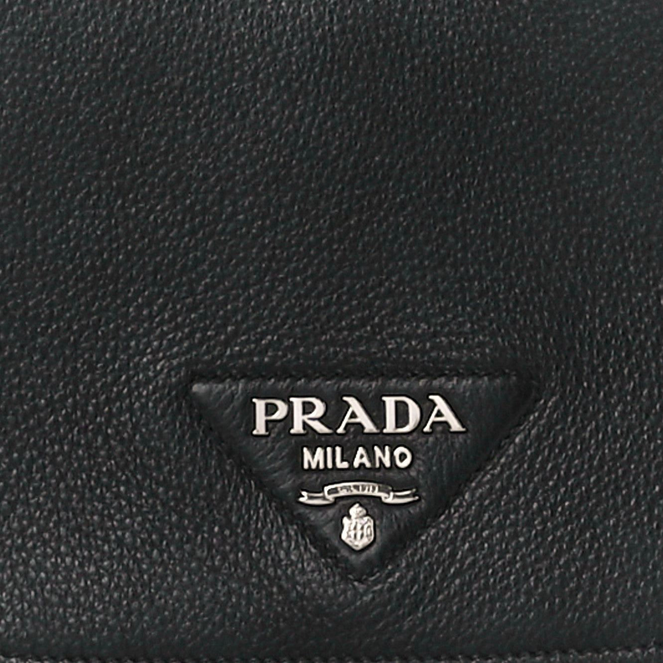 Vitello Daino Soft Shoulder Flap Bag Black