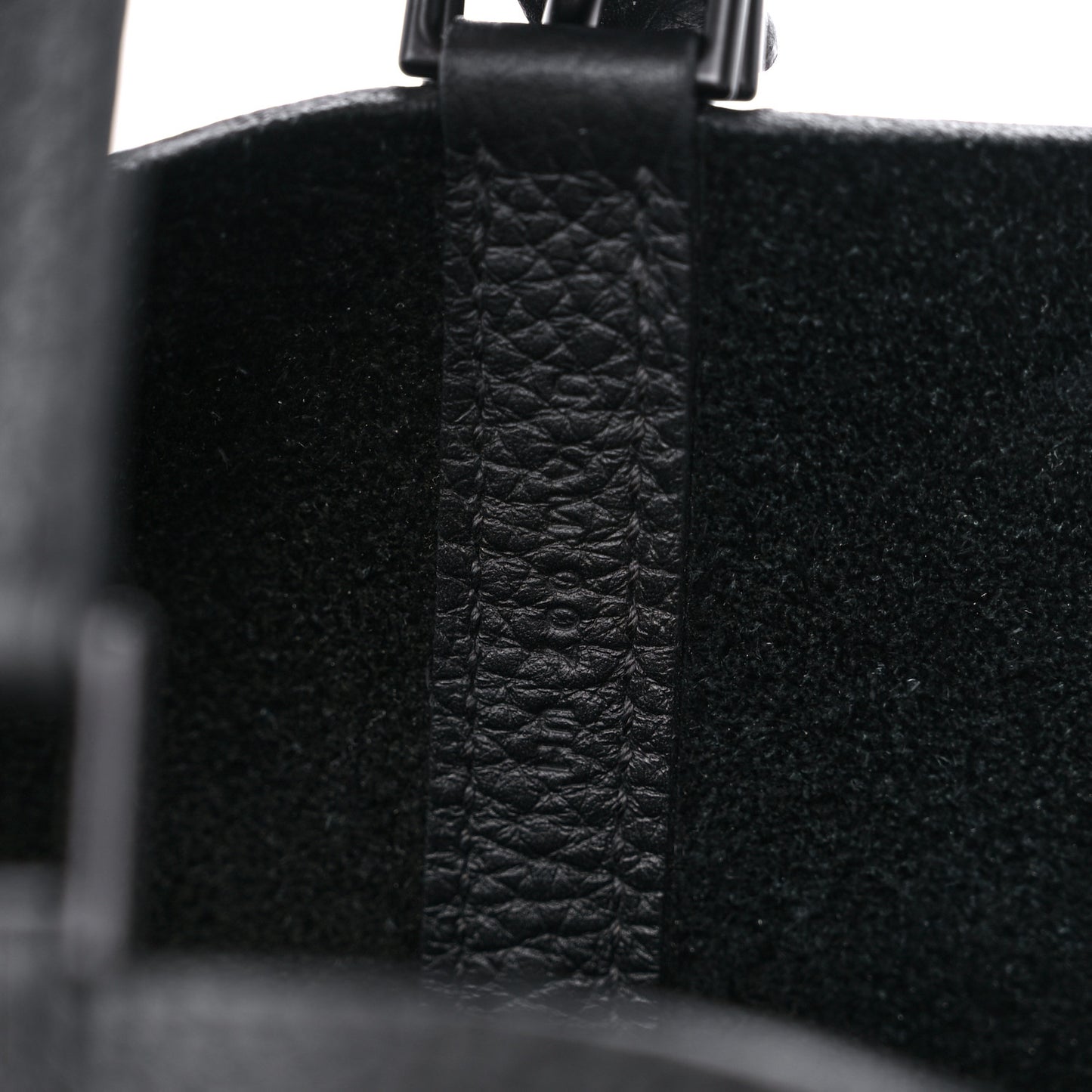 Taurillon Clemence Monochrome Picotin Lock 18 PM Black