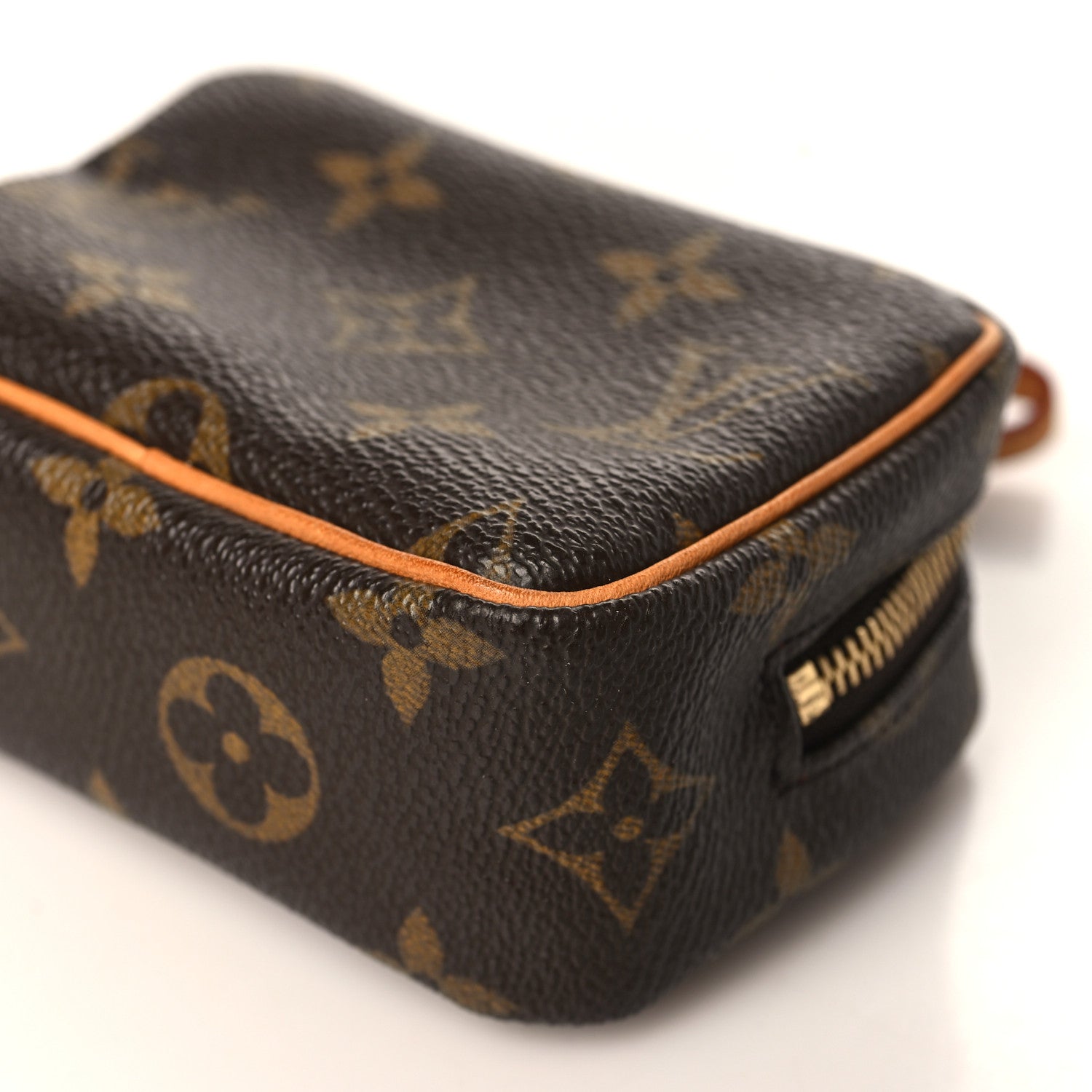 Louis Vuitton Monogram Wapity 8 of 8