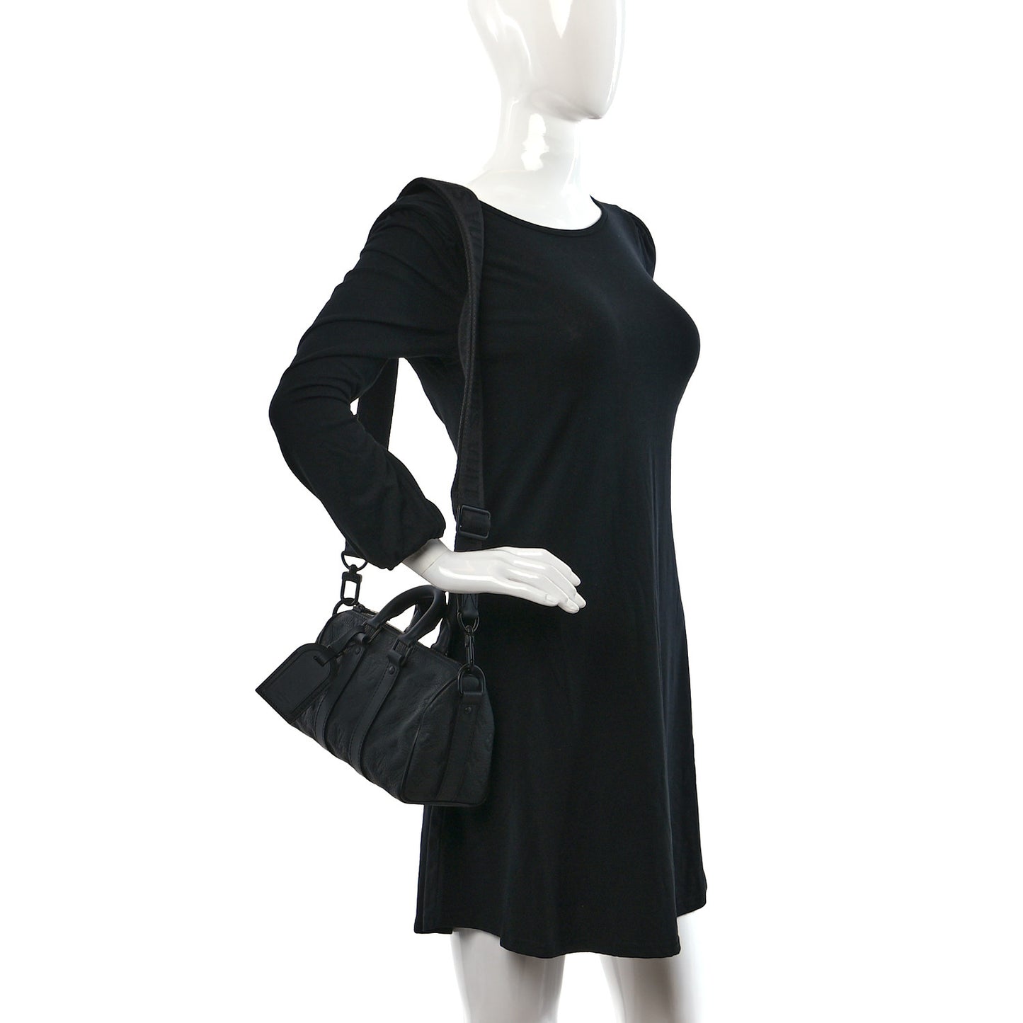 Monogram Taurillon Keepall Bandouliere 25 Black