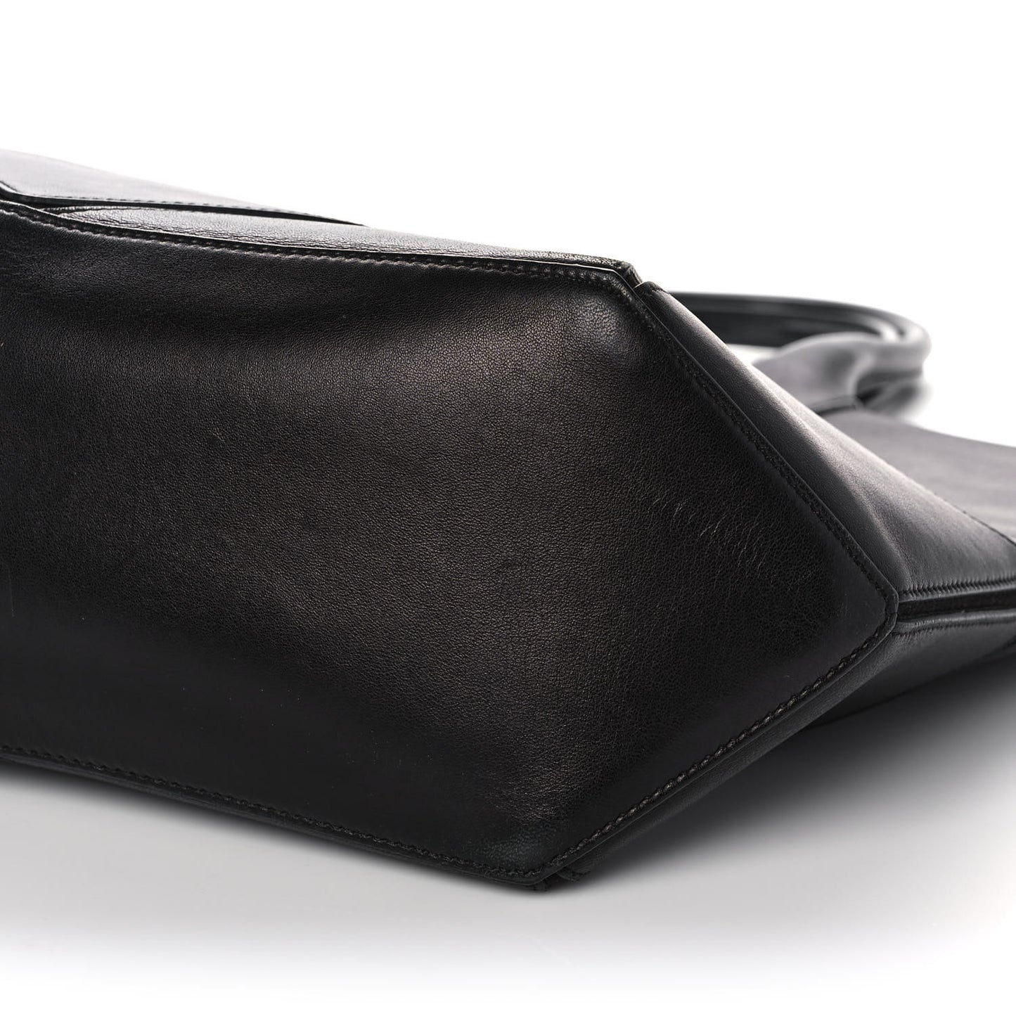 Nappa Medium Easy Tote Black