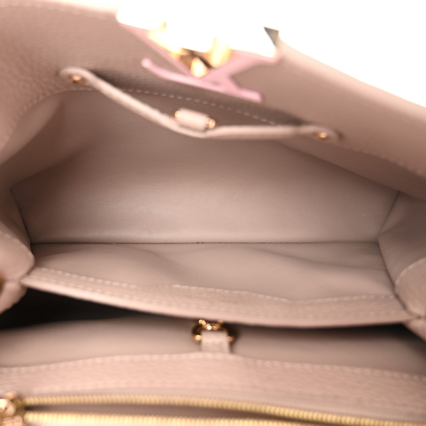 Taurillon Capucines BB Galet Creme Rose