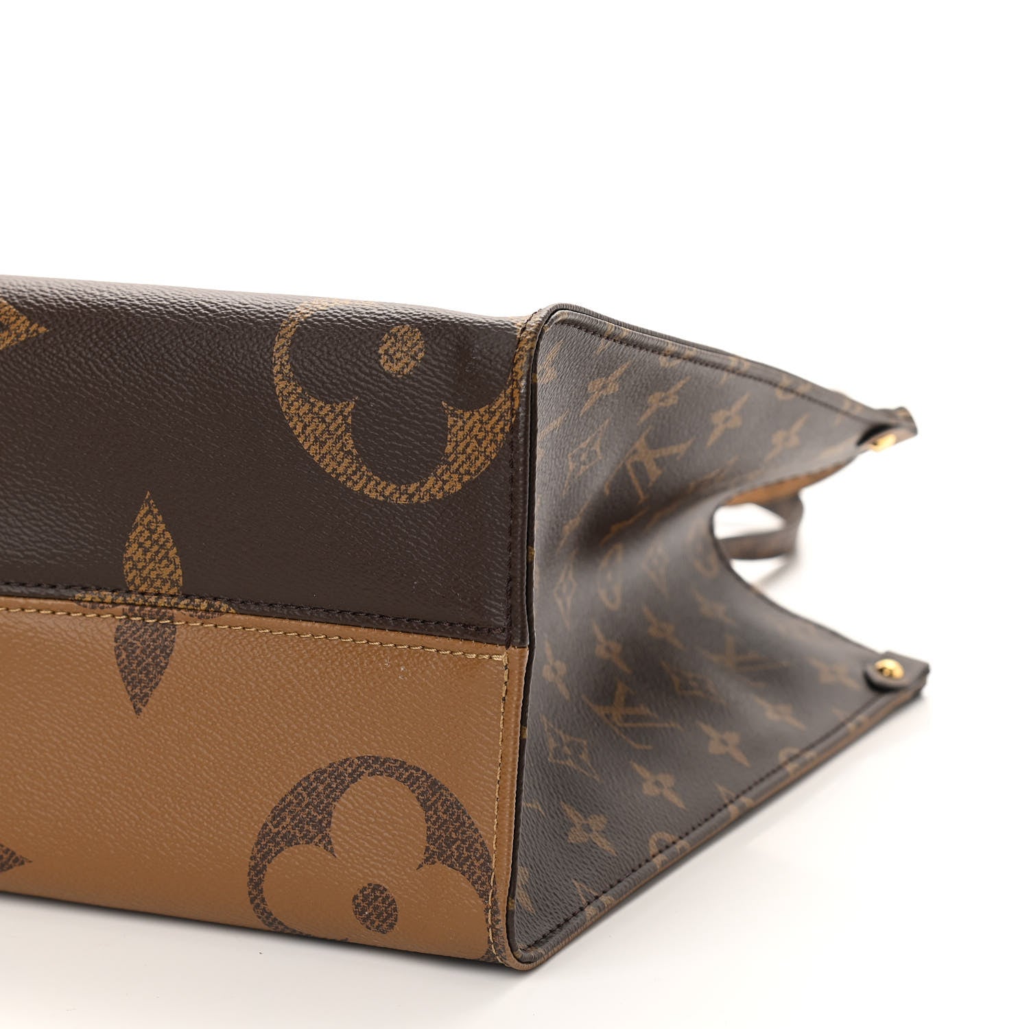 Louis Vuitton Reverse Monogram Giant Onthego MM 9 of 10