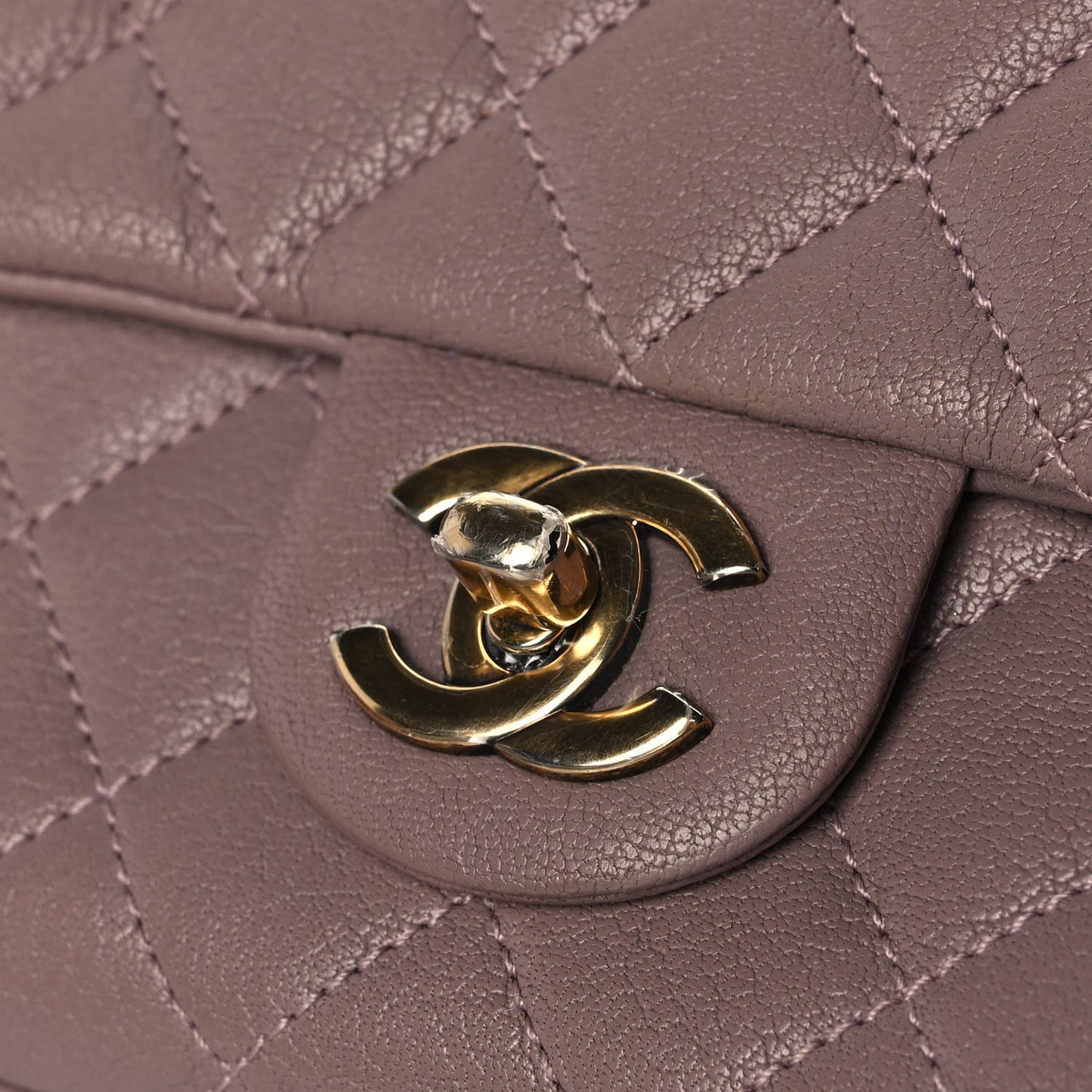 Shiny Sheepskin Quilted Mini Trapezio Flap Pink