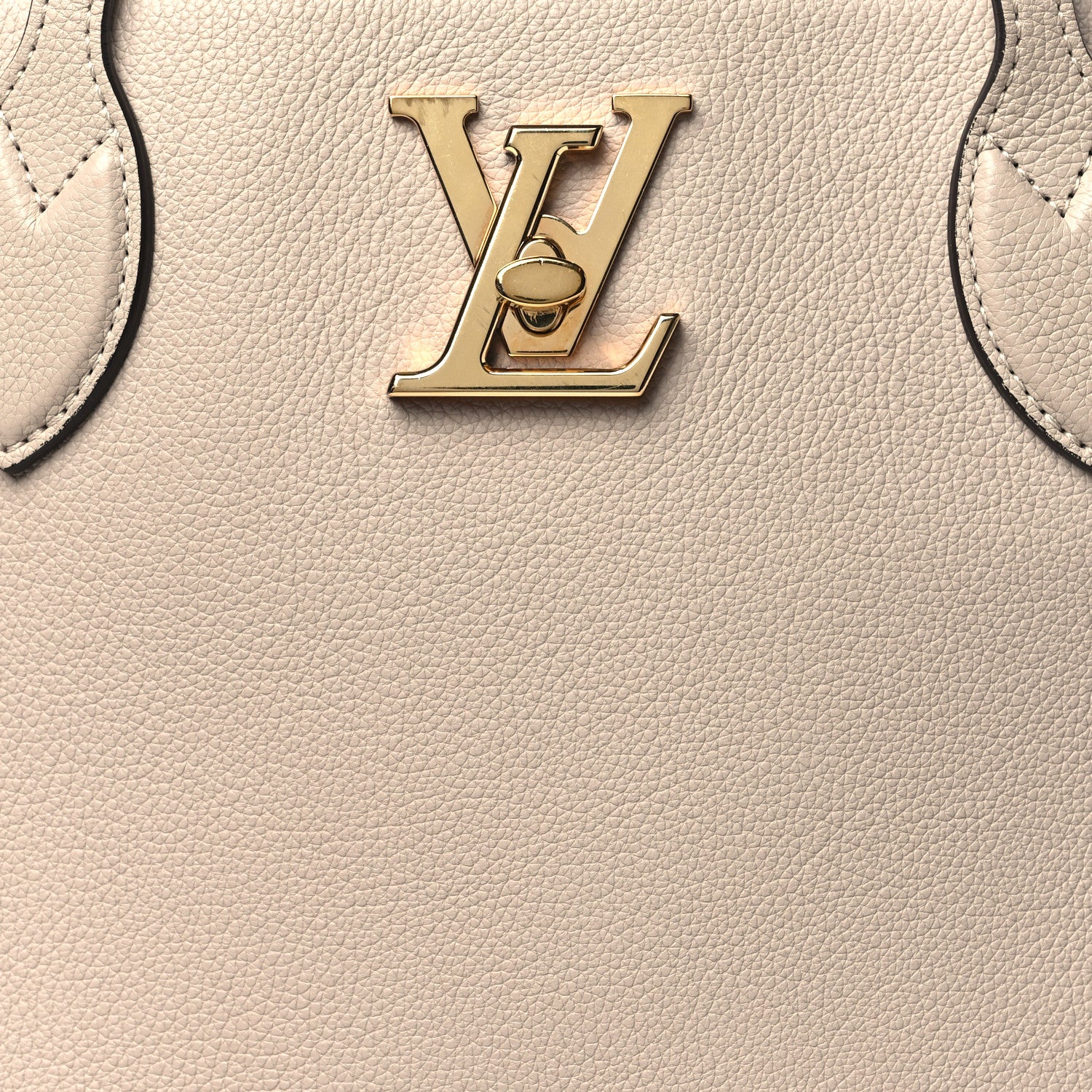 Louis Vuitton Grained Calfskin Lockme Shopper Greige 7 of 16
