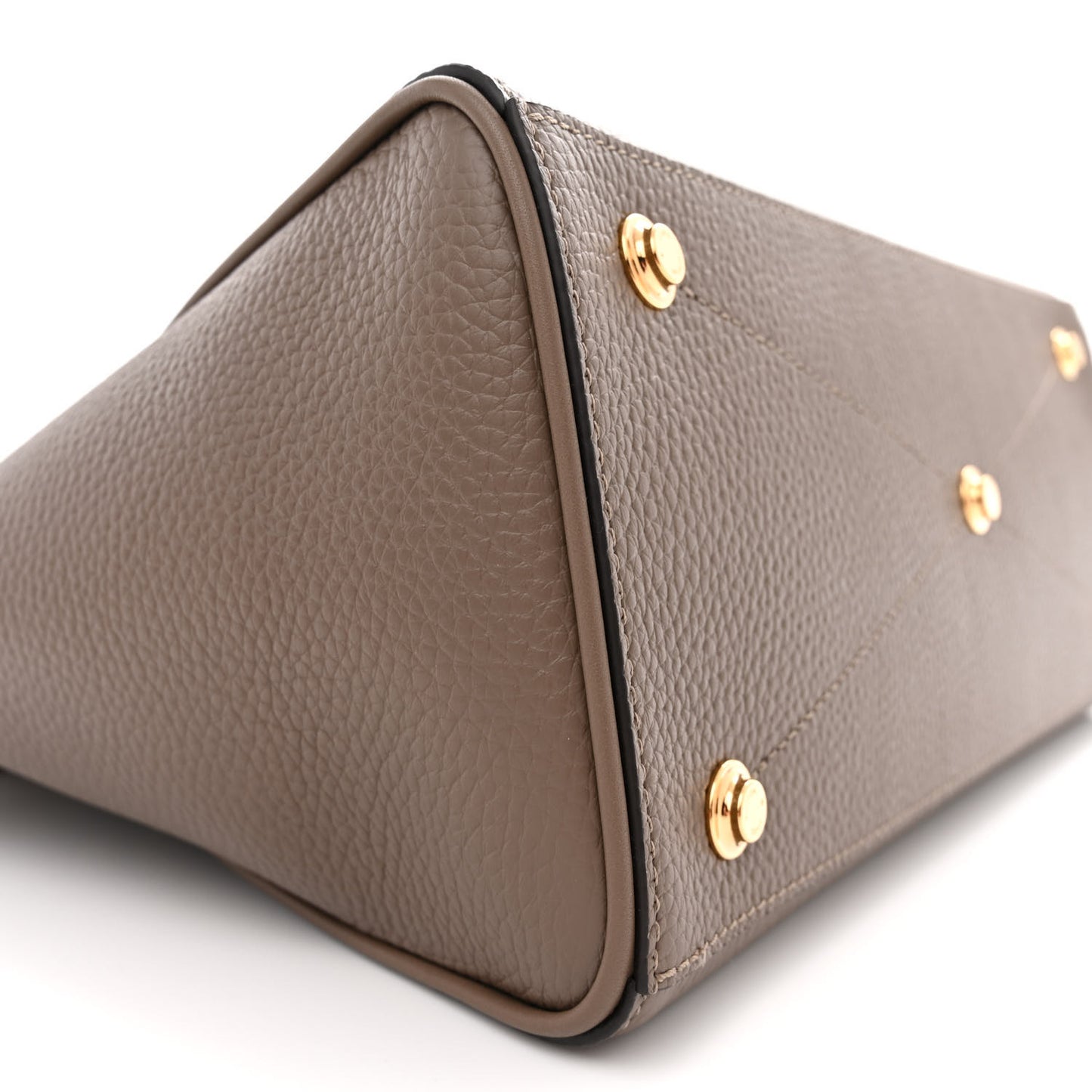 Taurillon Calfskin Vendome MM Earth