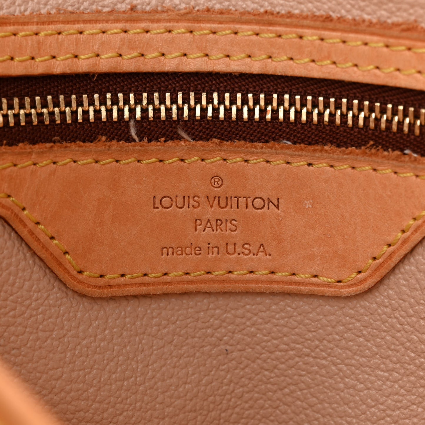 Monogram Petit Bucket 23