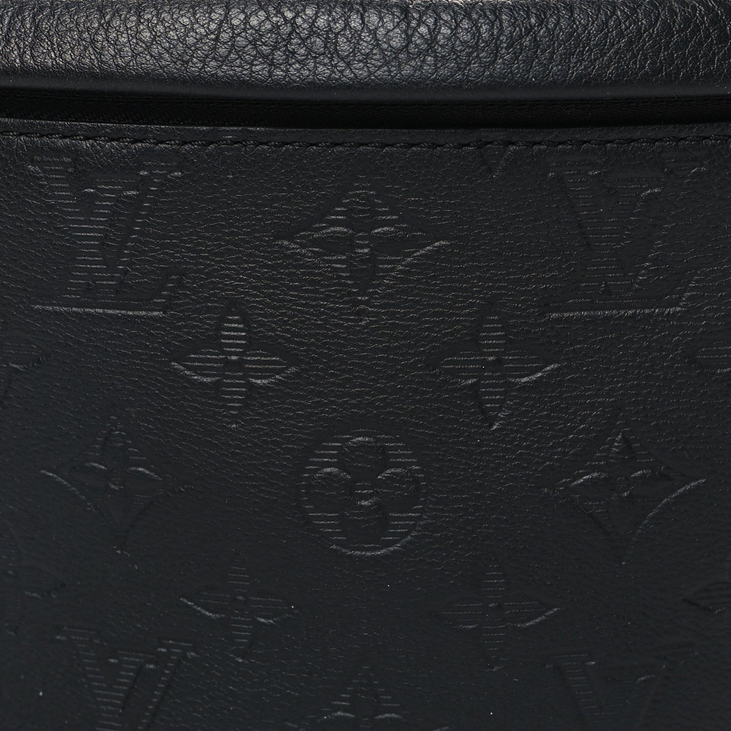 Calfskin Monogram Shadow Discovery Bumbag Black