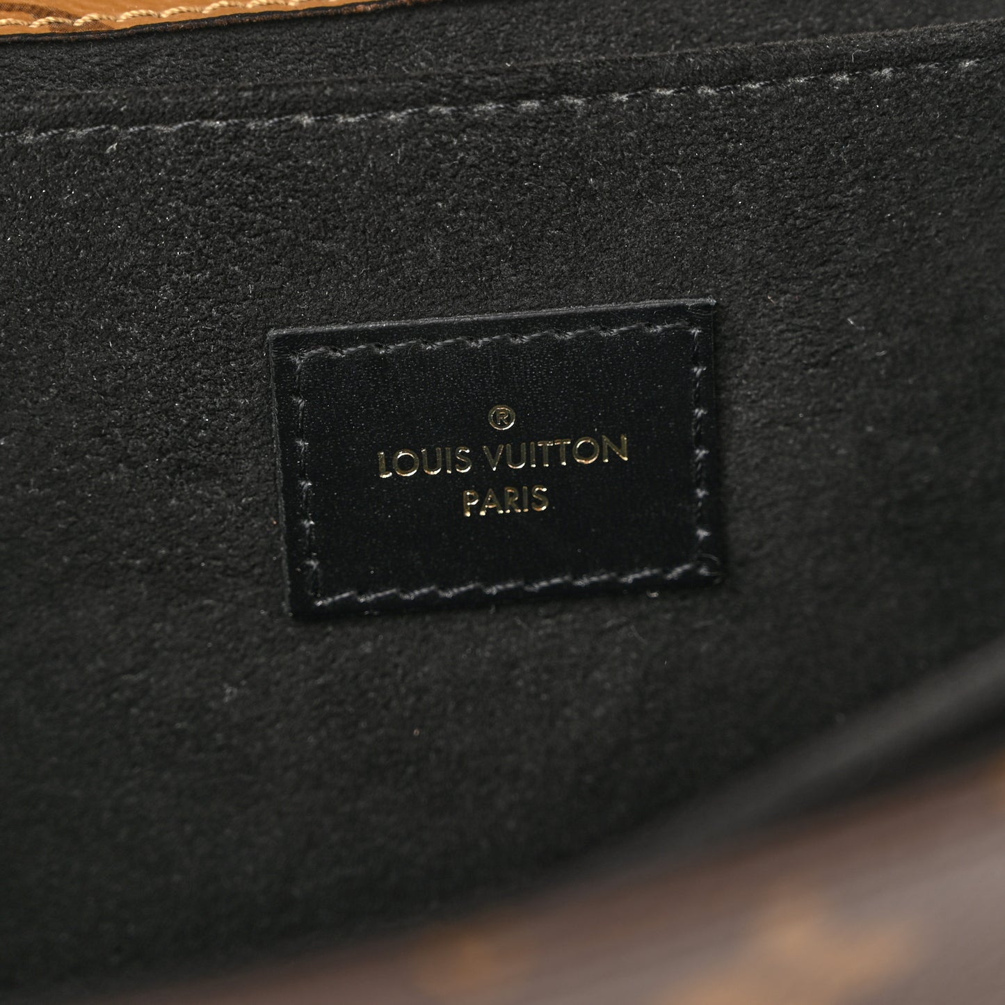 Reverse Monogram Pochette Metis