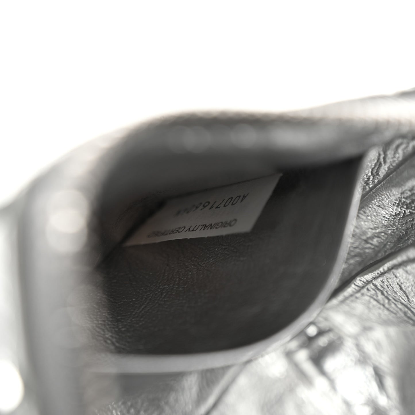 Mirror Laminated Nappa Intrecciato Beauty Pouch Silver