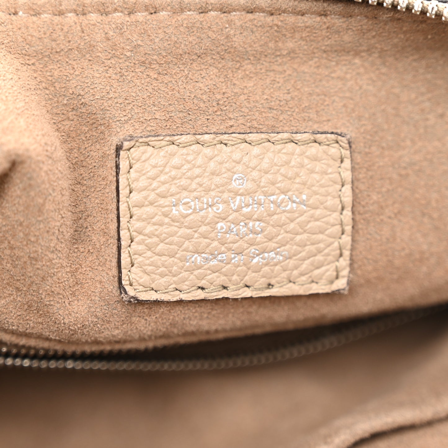 Mahina Beaubourg Hobo MM Galet