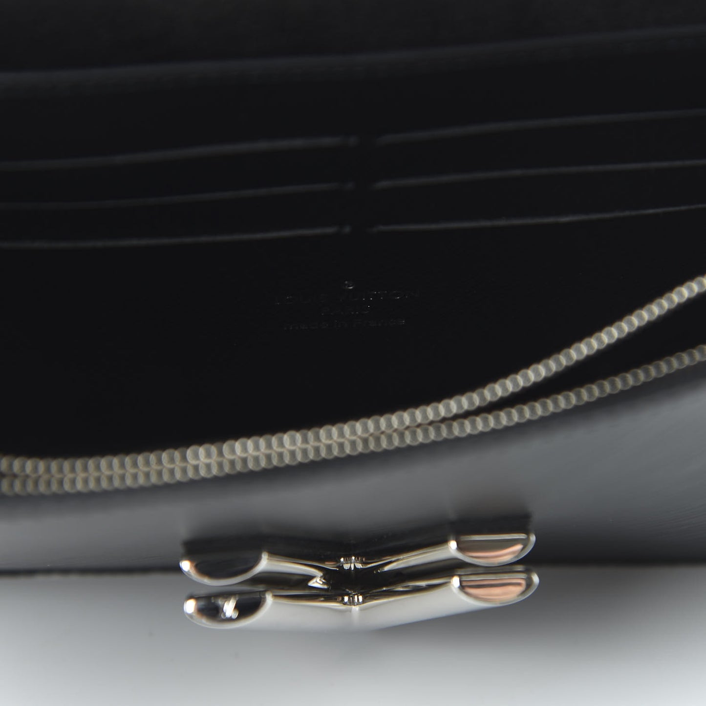 Epi Twist Belt Chain Wallet Black