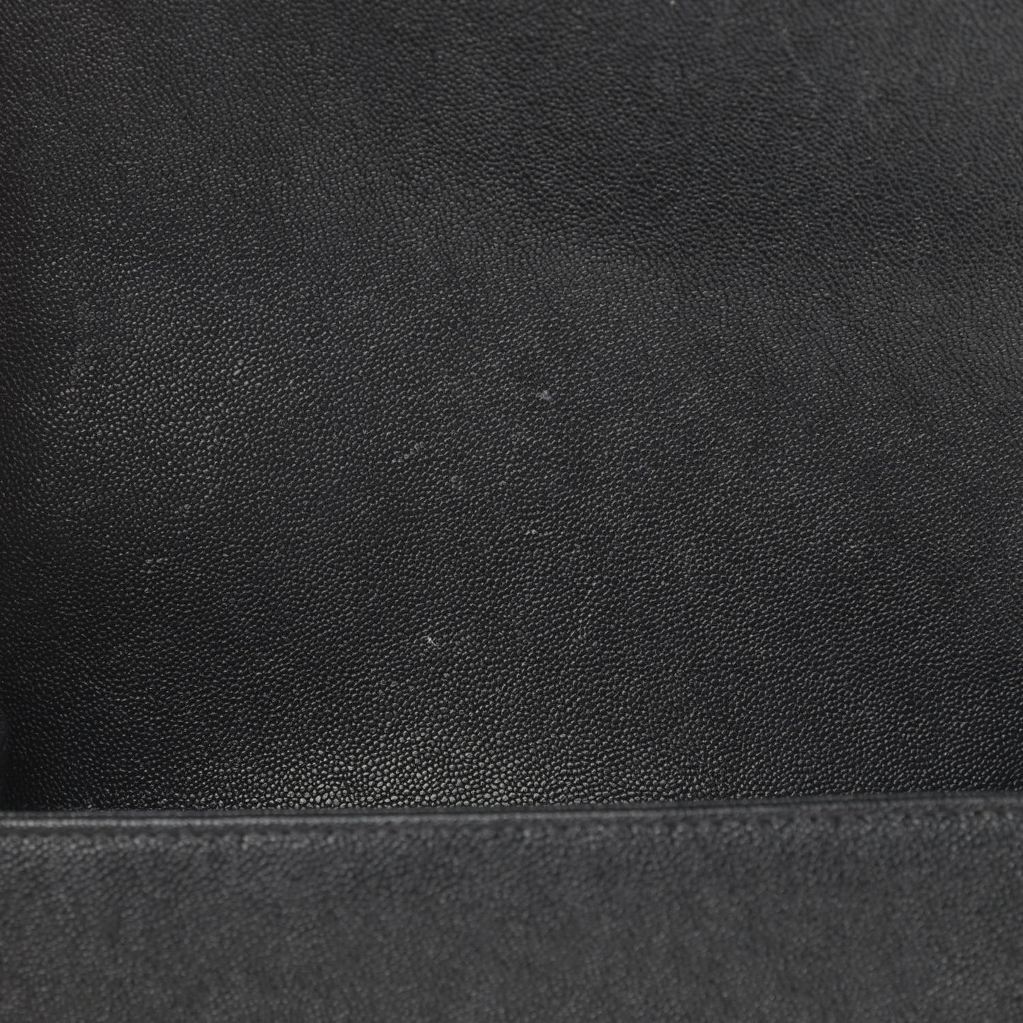 Iridescent Caviar Chevron Quilted Small Boy Flap Black
