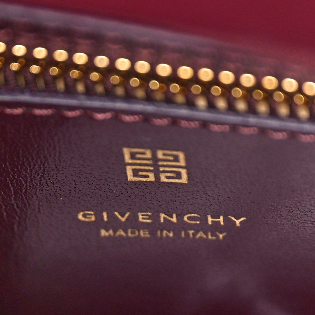 Box Calfskin Mini Lock Antigona Oxblood Red