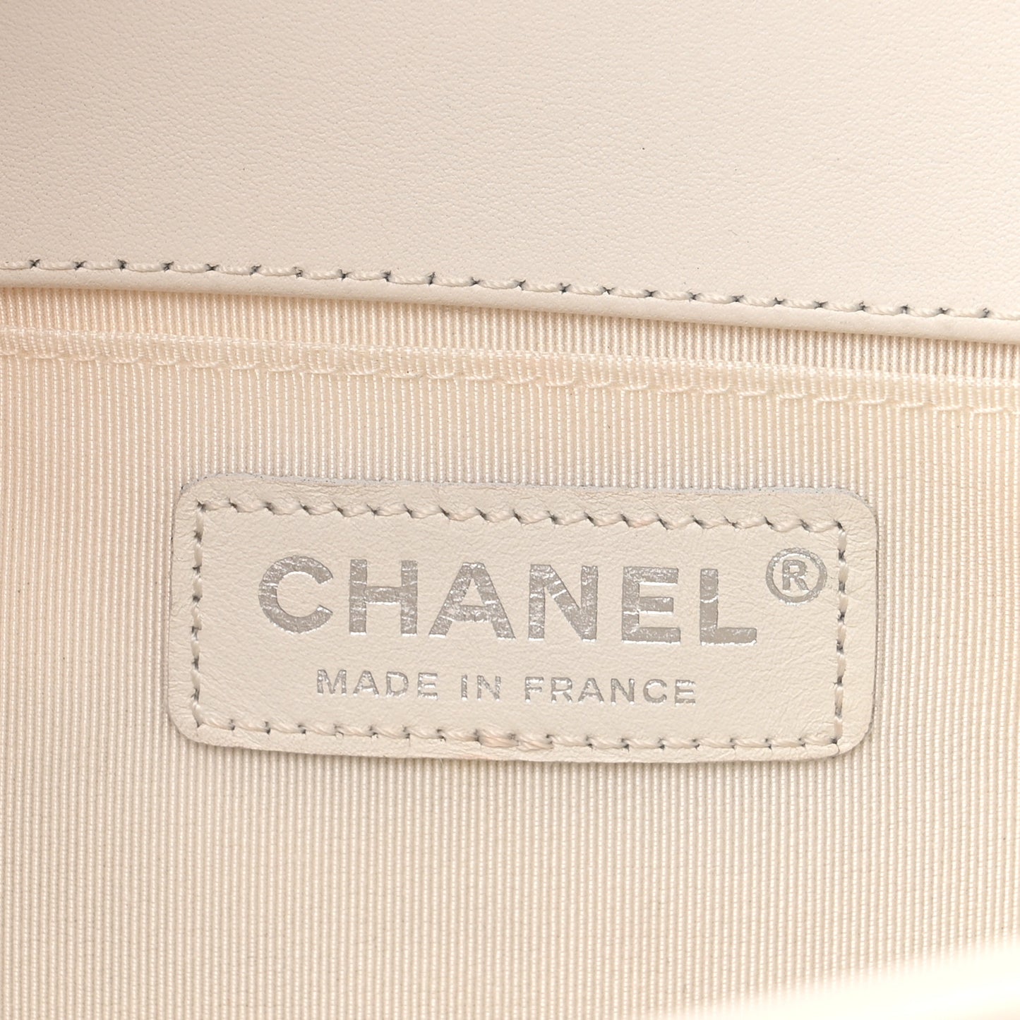 Patent Tweed Medium Boy Flap White