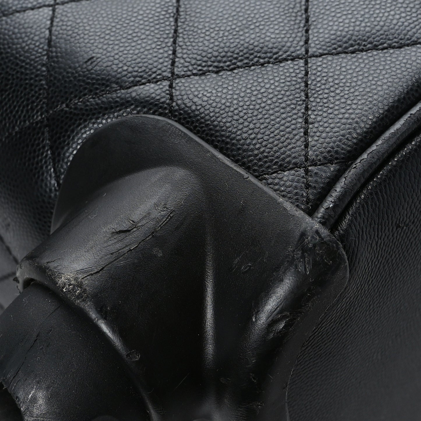 Caviar Quilted Coco Case Trolley Black
