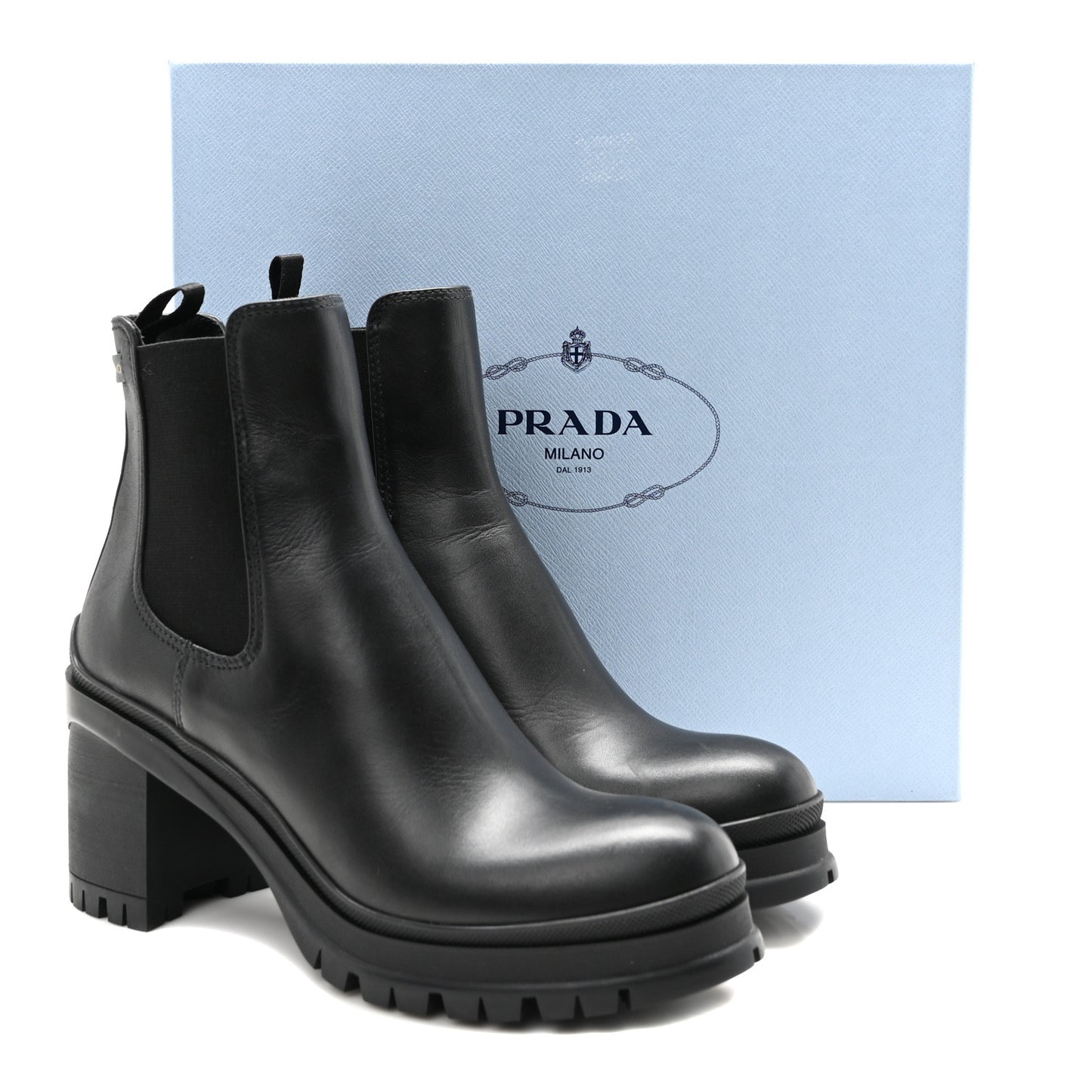 Vitello Montana Lug Sole Chelsea 55mm Boots 39 Black