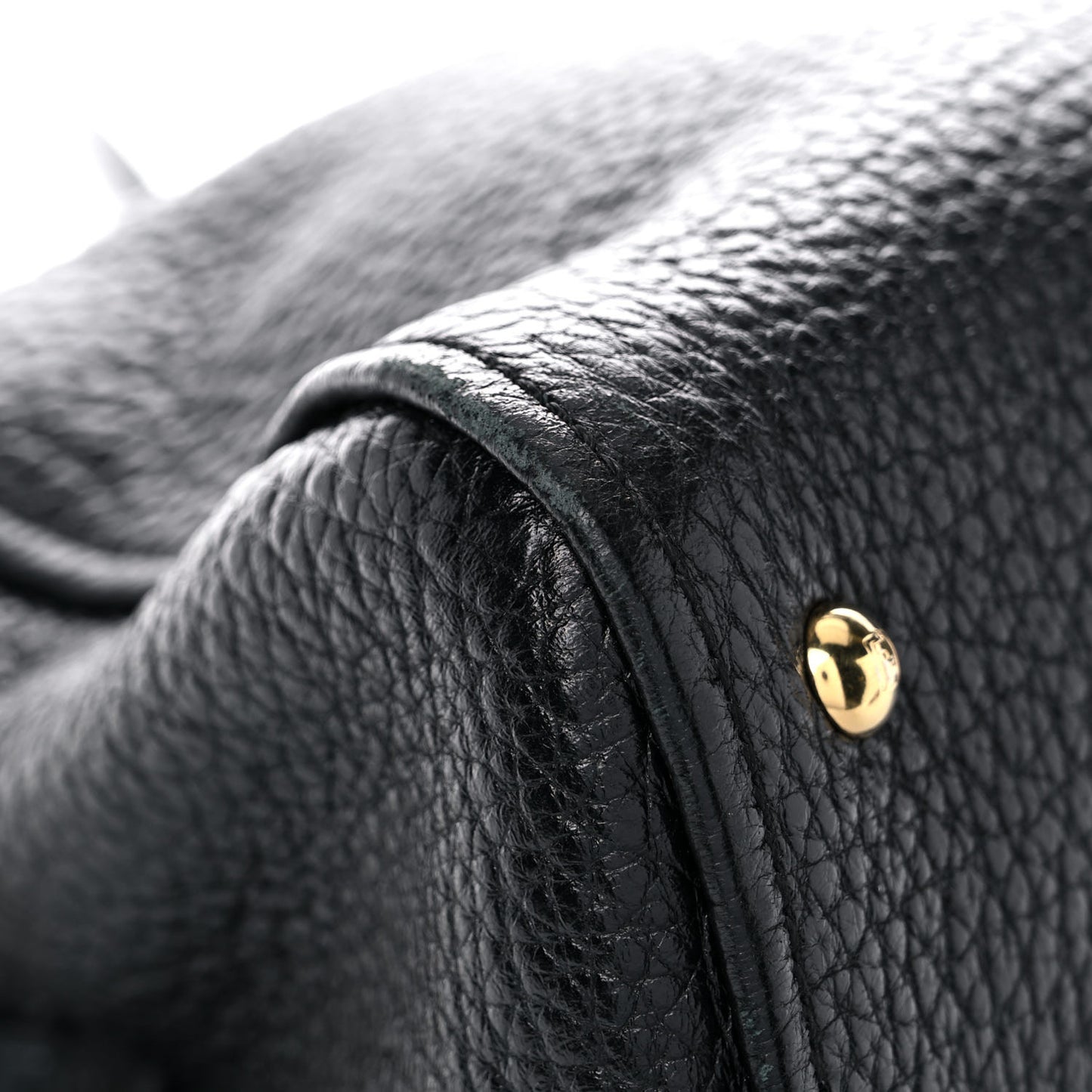 Pebbled Calfskin Large Chameleon Tote Black