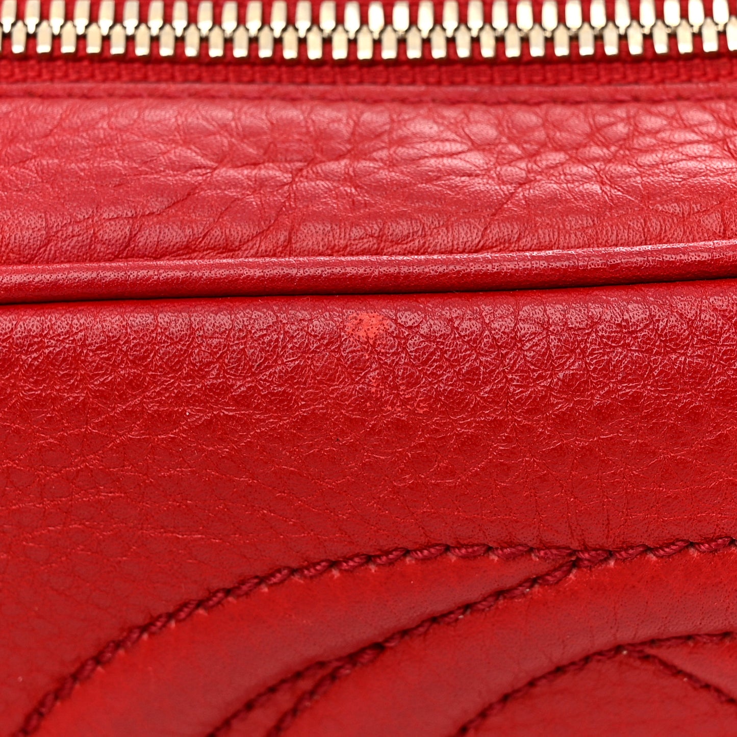 Pebbled Calfskin Small Soho Disco Bag Tabasco Red