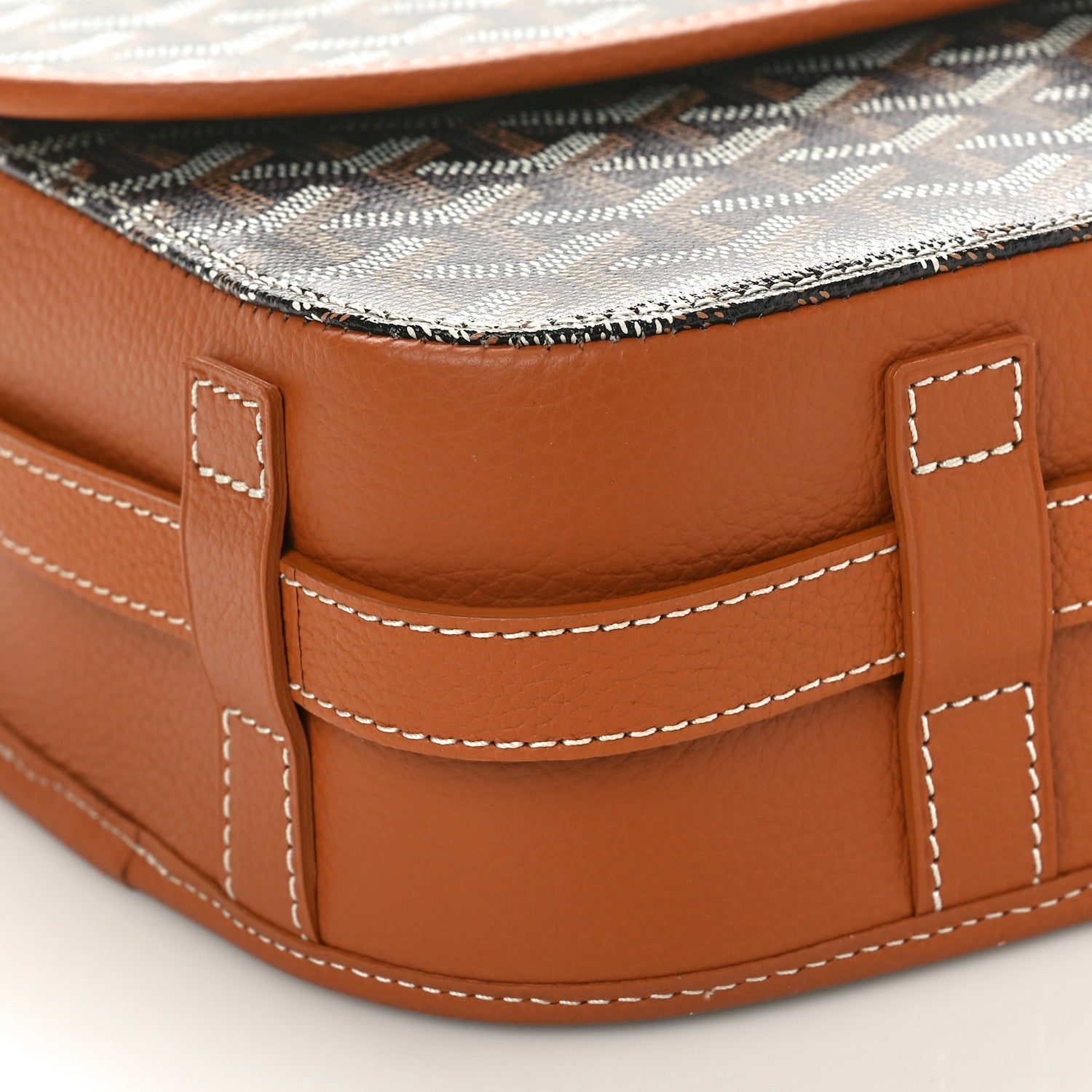 Goyard Goyardine Belvedere II MM Messenger Bag Black Gold 8 of 9
