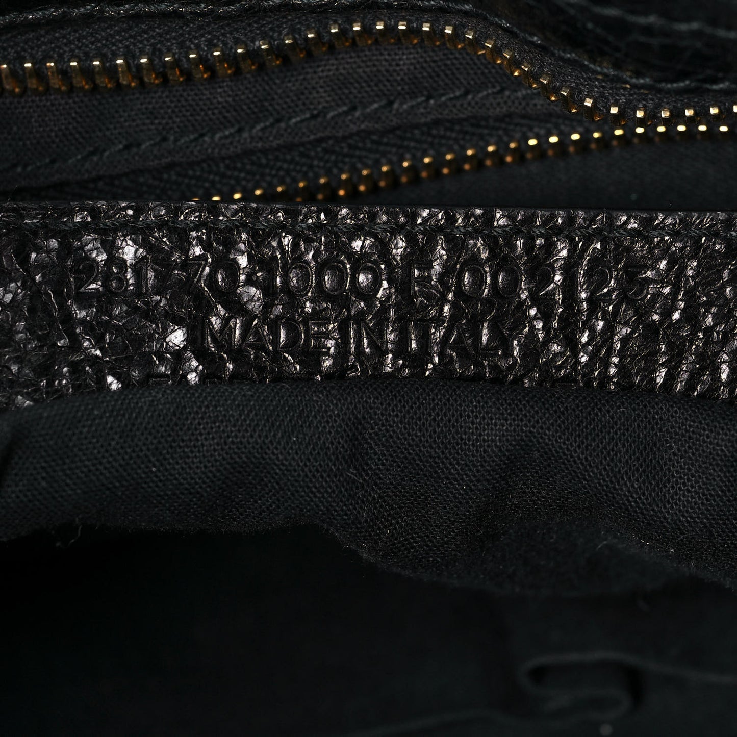 Agneau Giant 12 Gold Hardware City Black