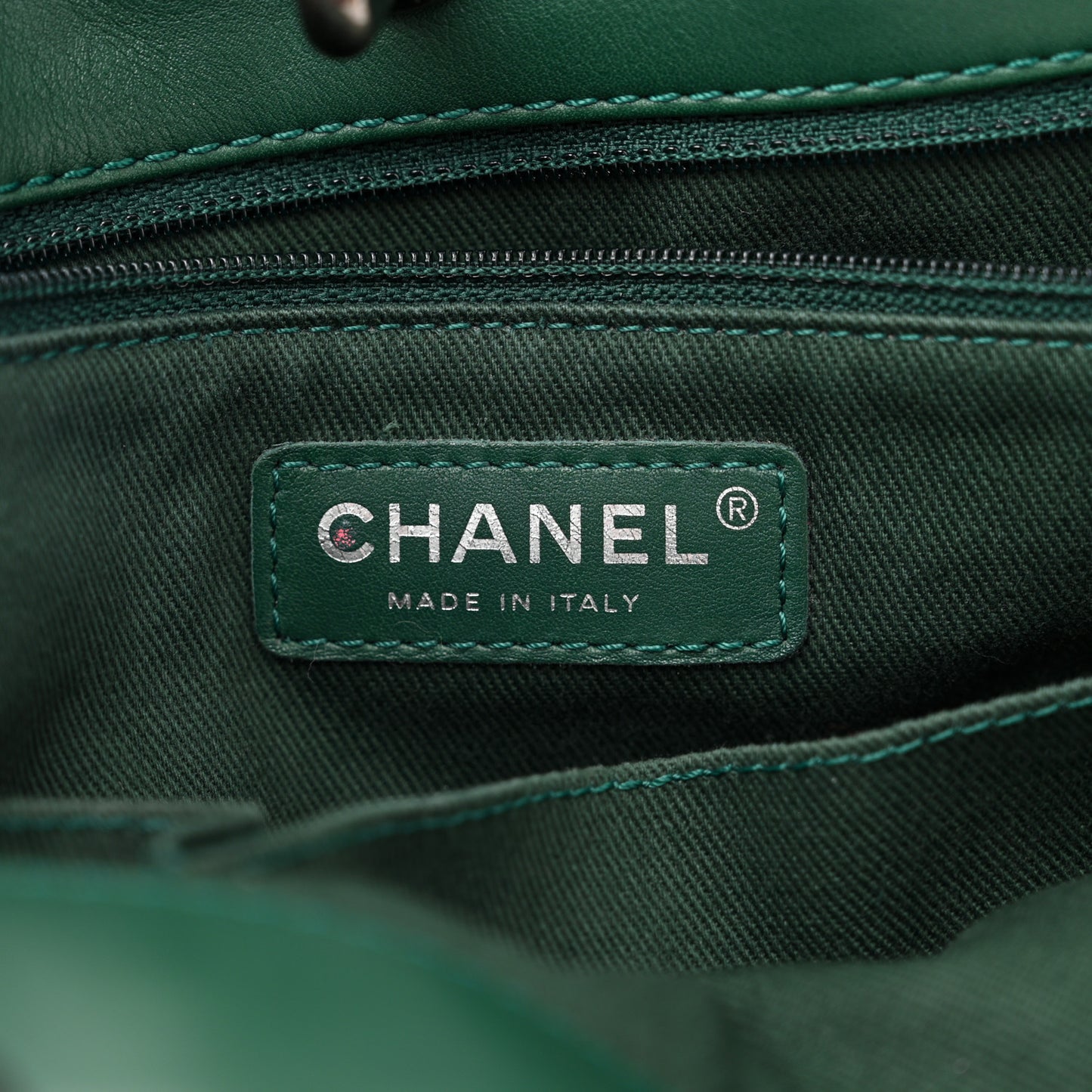 Calfskin Quilted Large Shopping In Chains Tote Green