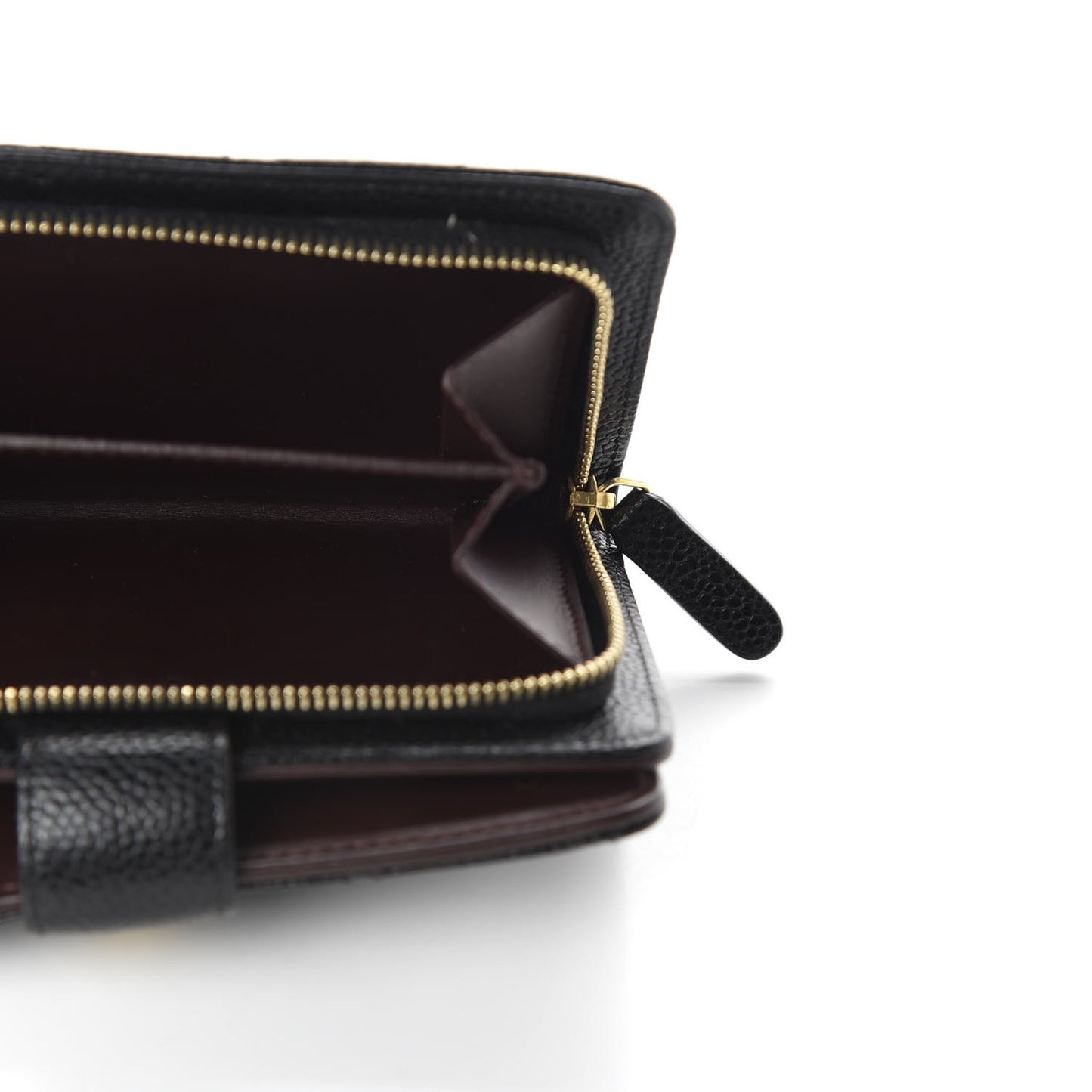 Caviar Quilted Zipped Pocket Wallet Black