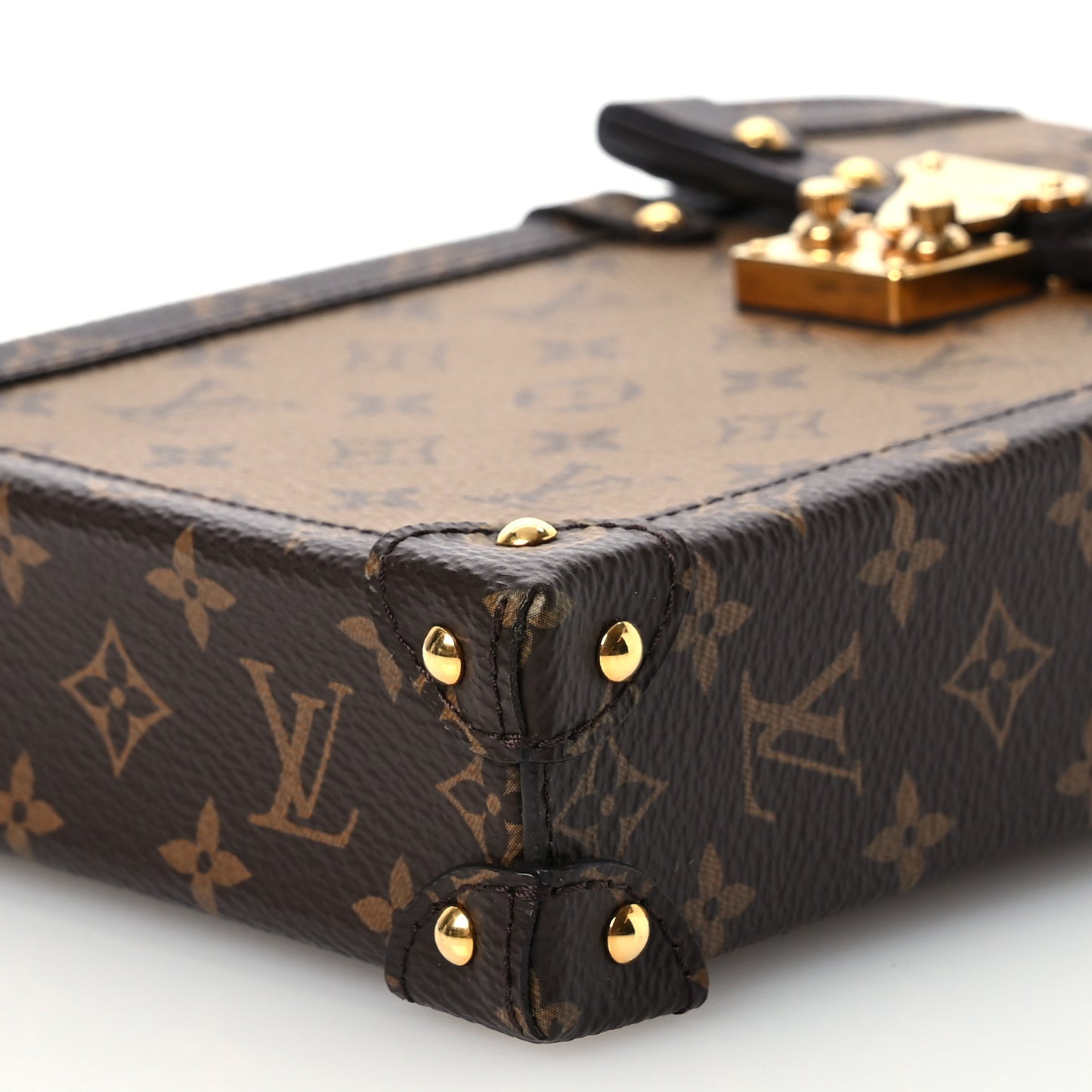 Reverse Monogram Pochette Trunk Verticale
