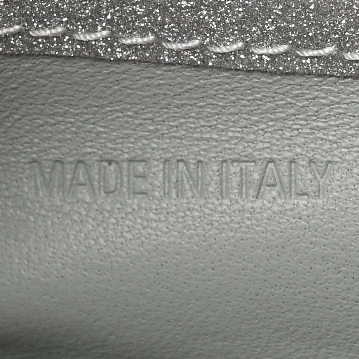 Sparkling Fabric XS Hourglass Wallet On Chain Silver