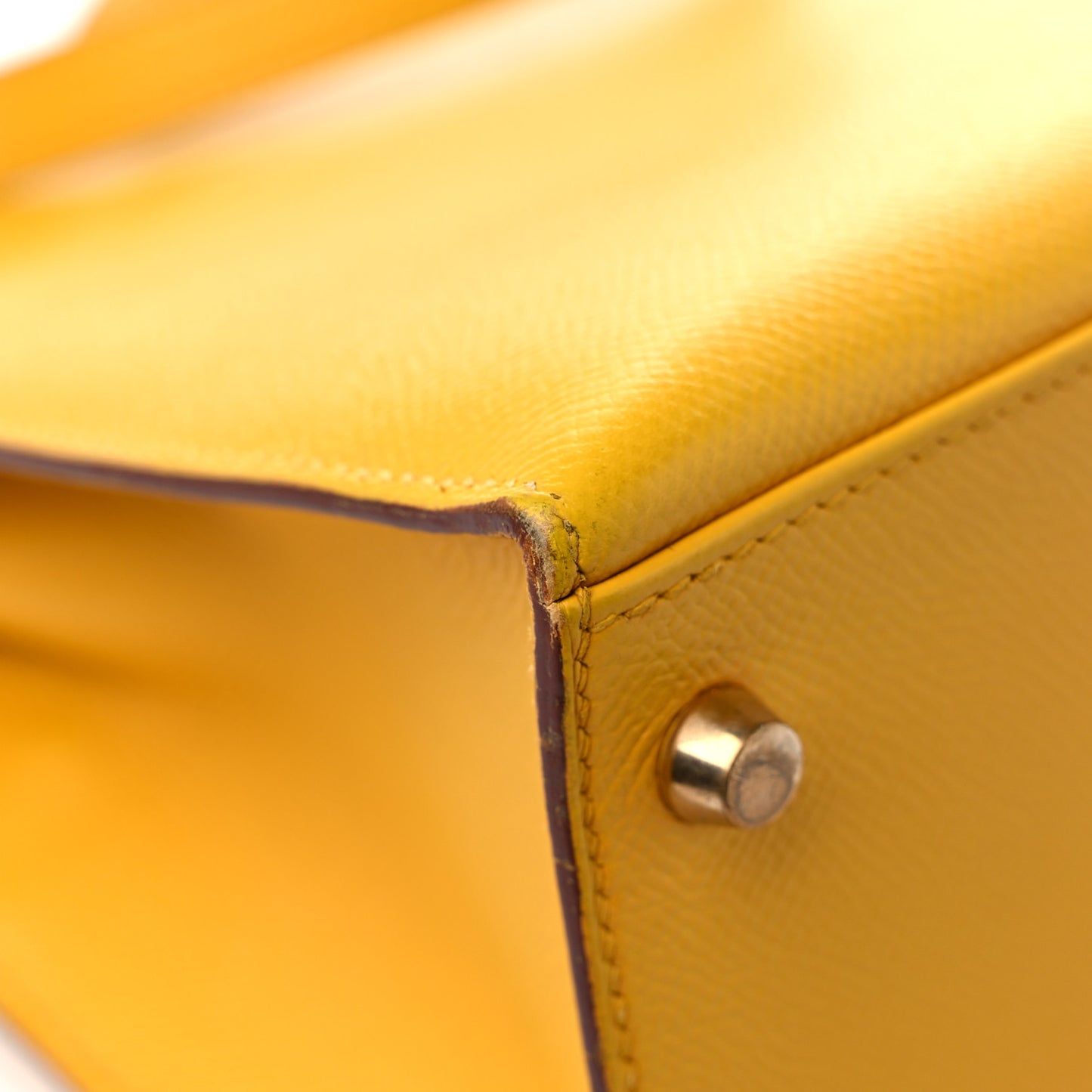 Epsom Kelly Sellier 28 Jaune Ambre