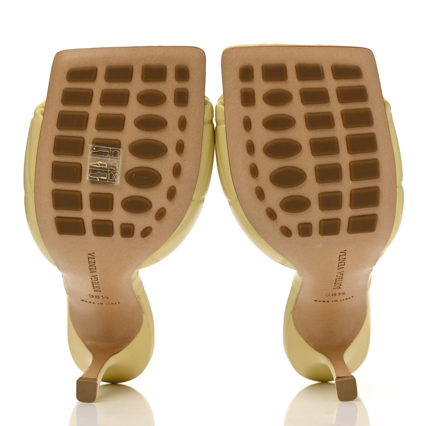 Nappa Quilted Rubber Lido Mule Sandals 38.5 Moon Beam