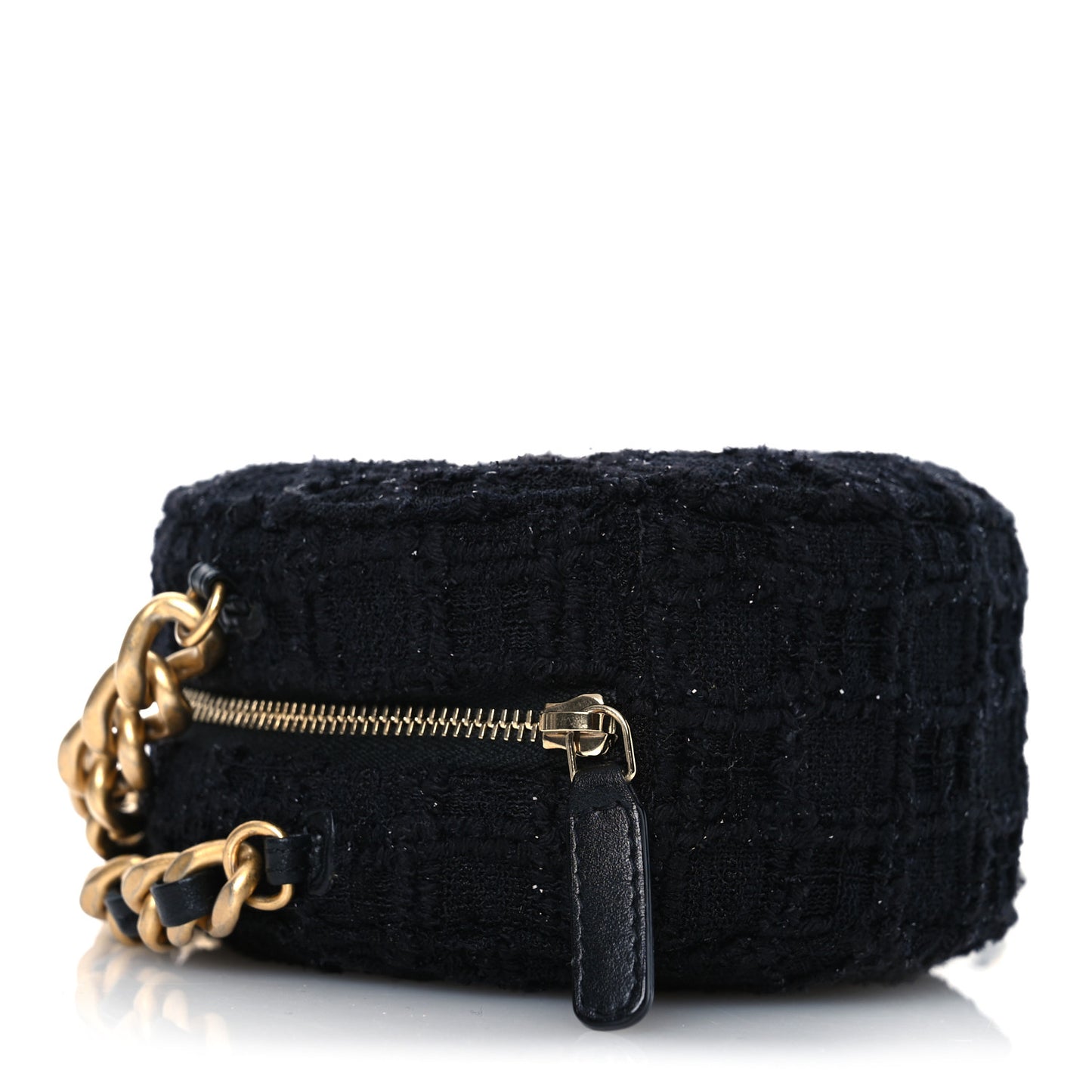 Tweed Quilted 19 Round Clutch With Chain Black