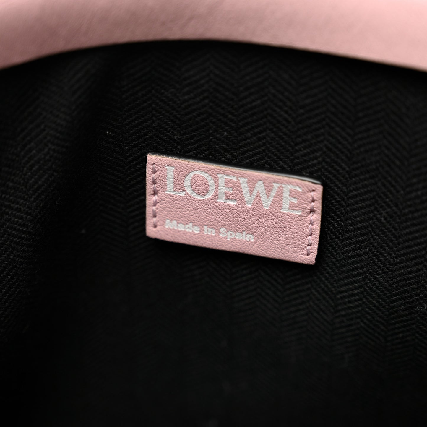 Calfskin T Pouch Soft Pink