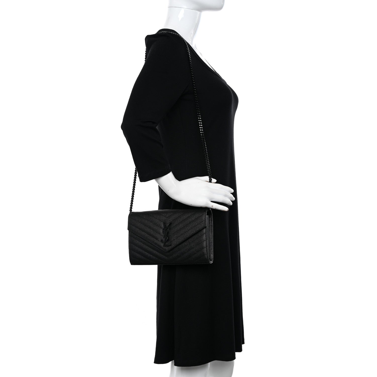 Saint Laurent Grain De Poudre Matelasse Chevron Monogram Monochrome Chain Wallet Black 2 of 12