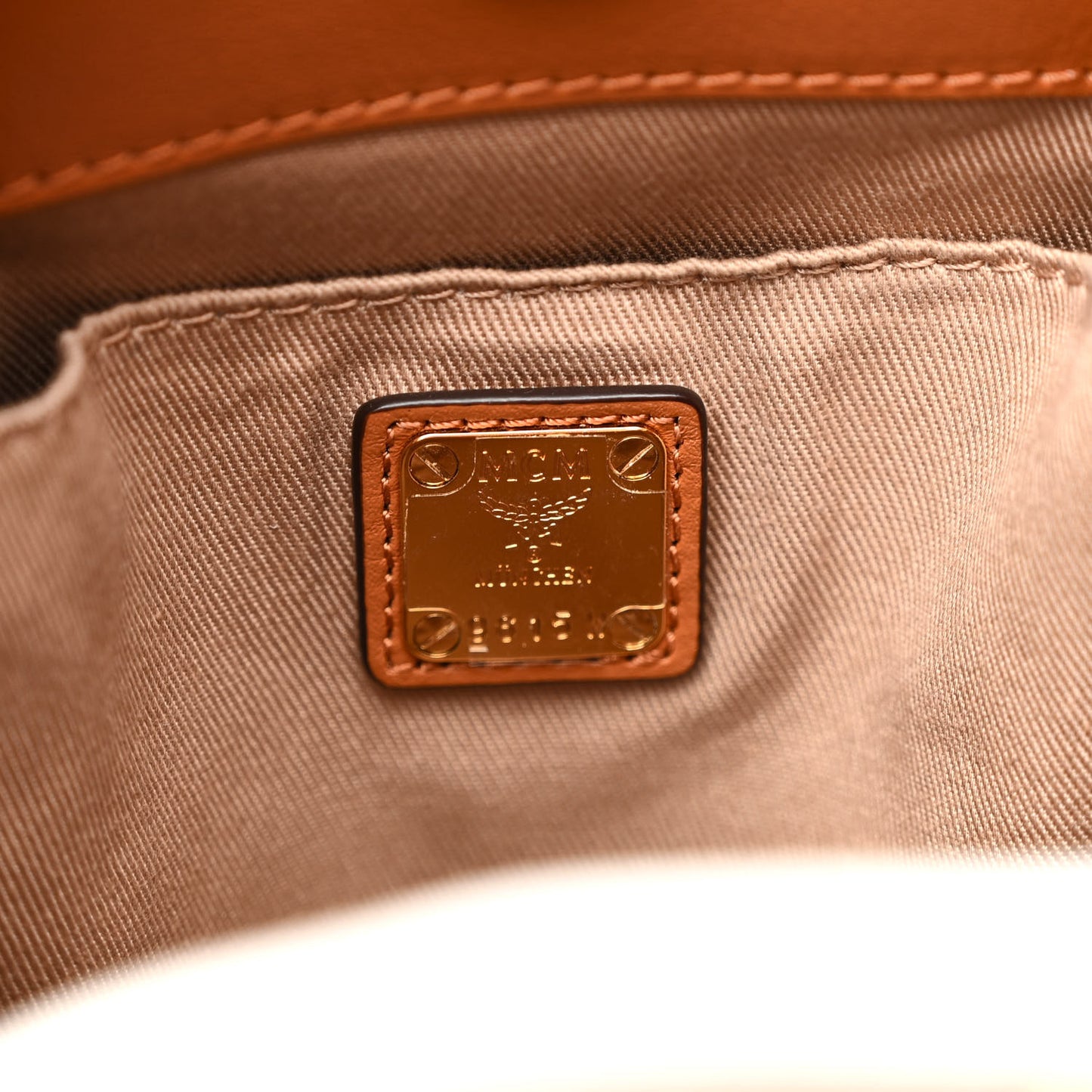 Visetos Zoo Rabbit Drawstring Bucket Bag Cognac