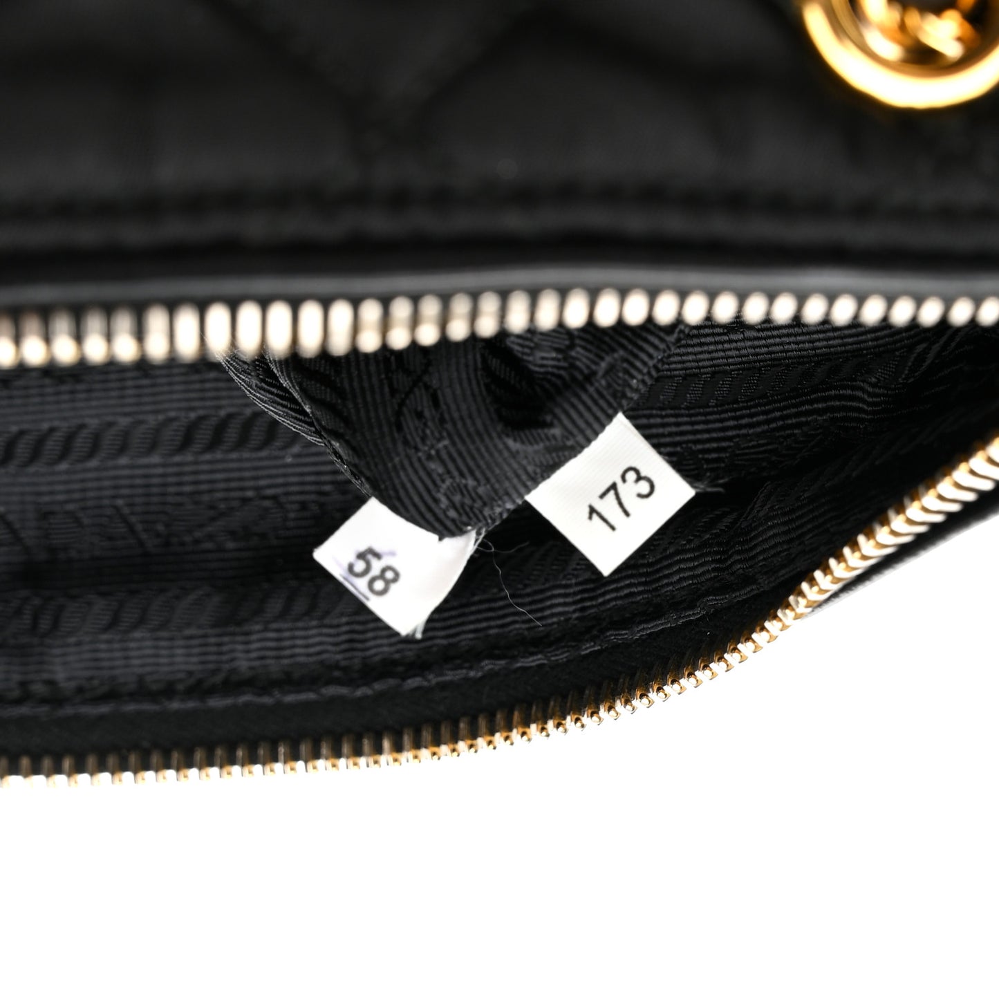 Nylon Tessuto Impuntu Quilted Flap Black