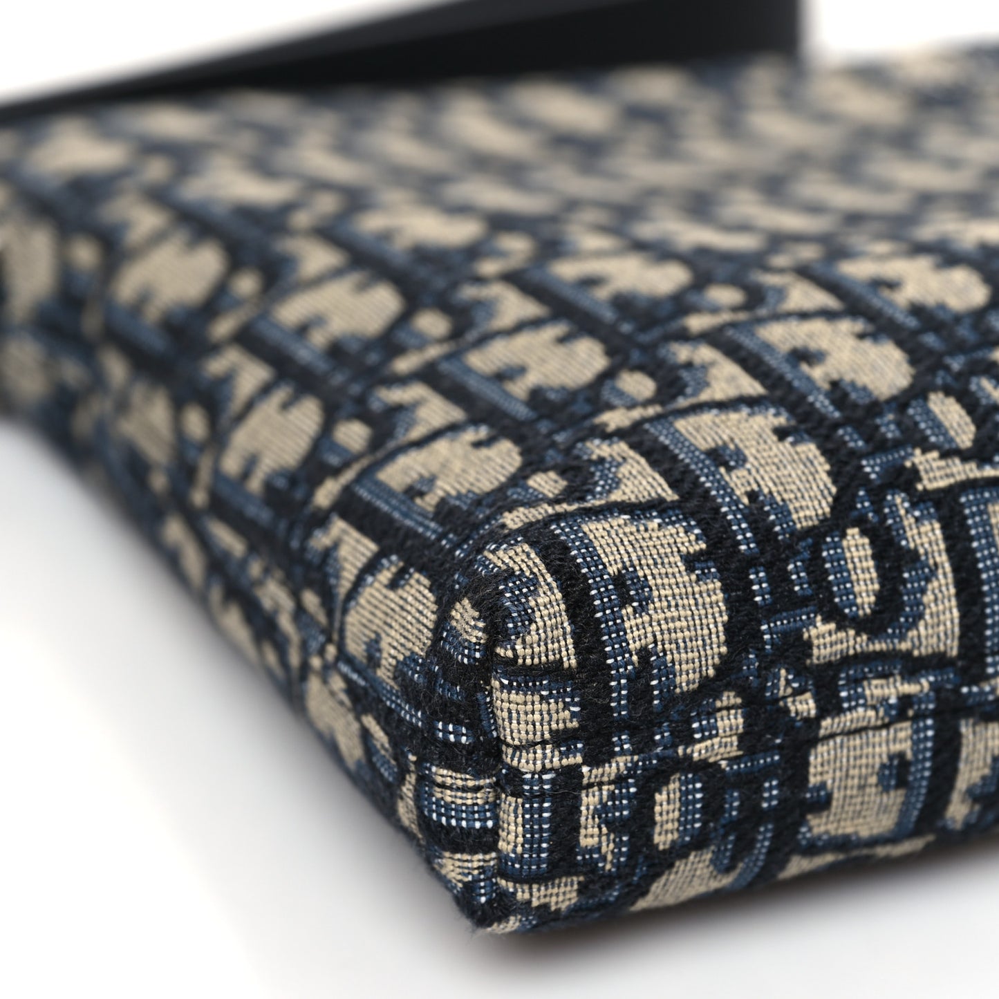 Oblique Pouch Wristlet Blue
