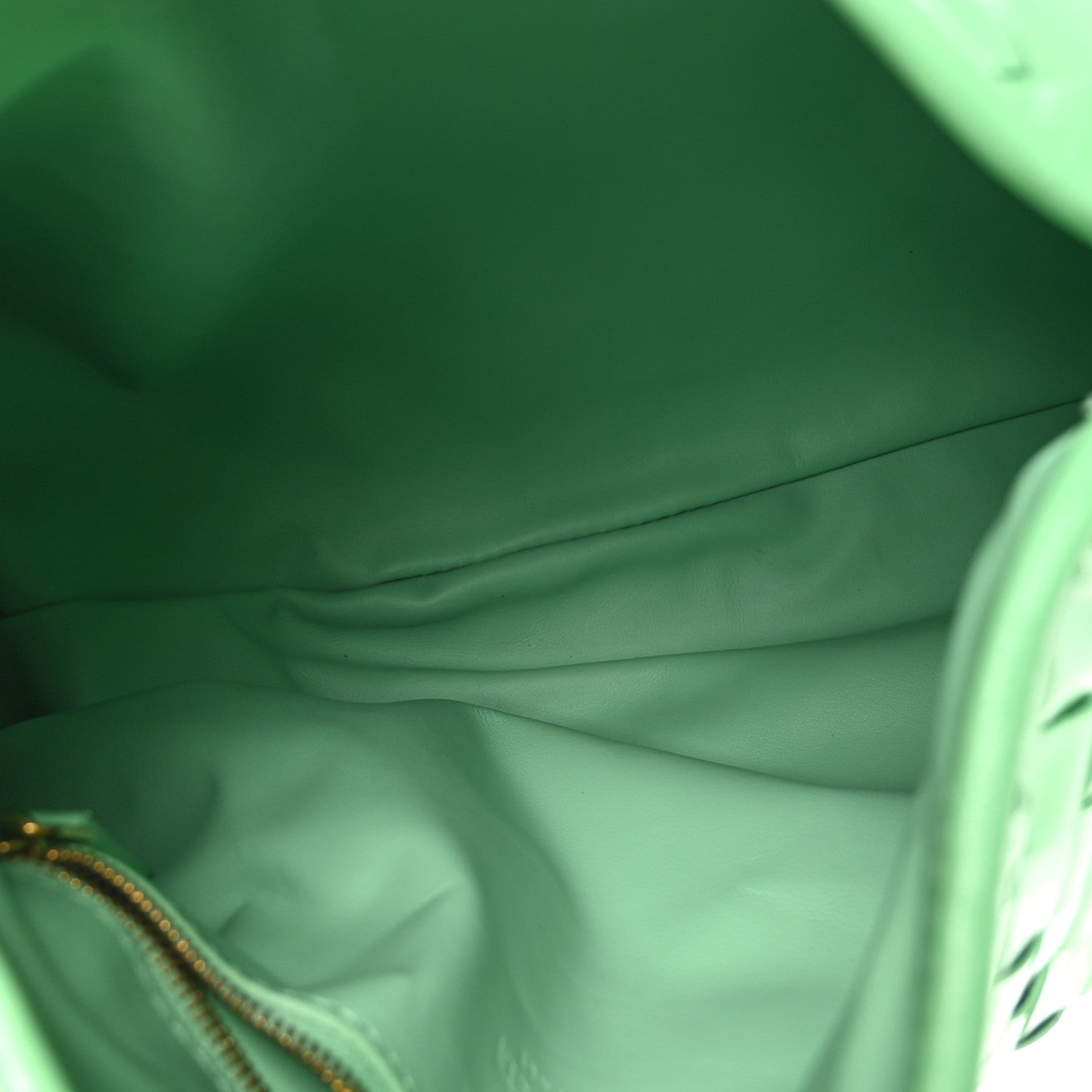 Bottega Veneta Calfskin Intrecciato Small Hop Fountain 5 of 10