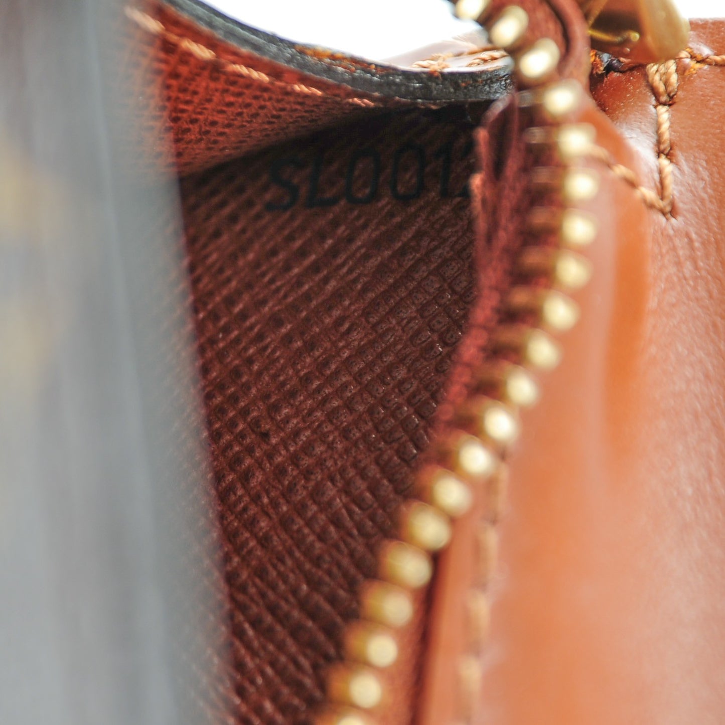Monogram Pochette Homme