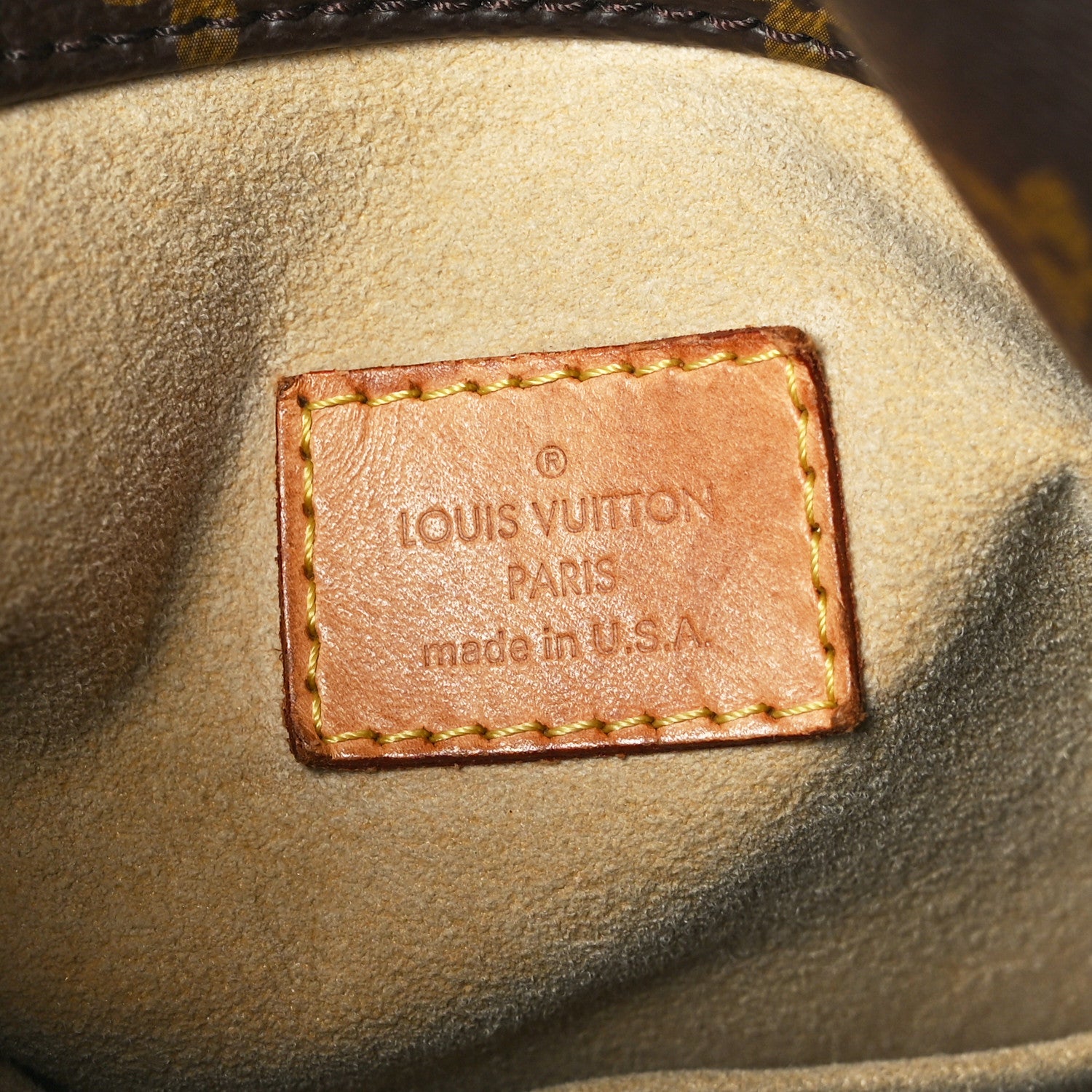 Louis Vuitton Monogram Artsy MM 6 of 12