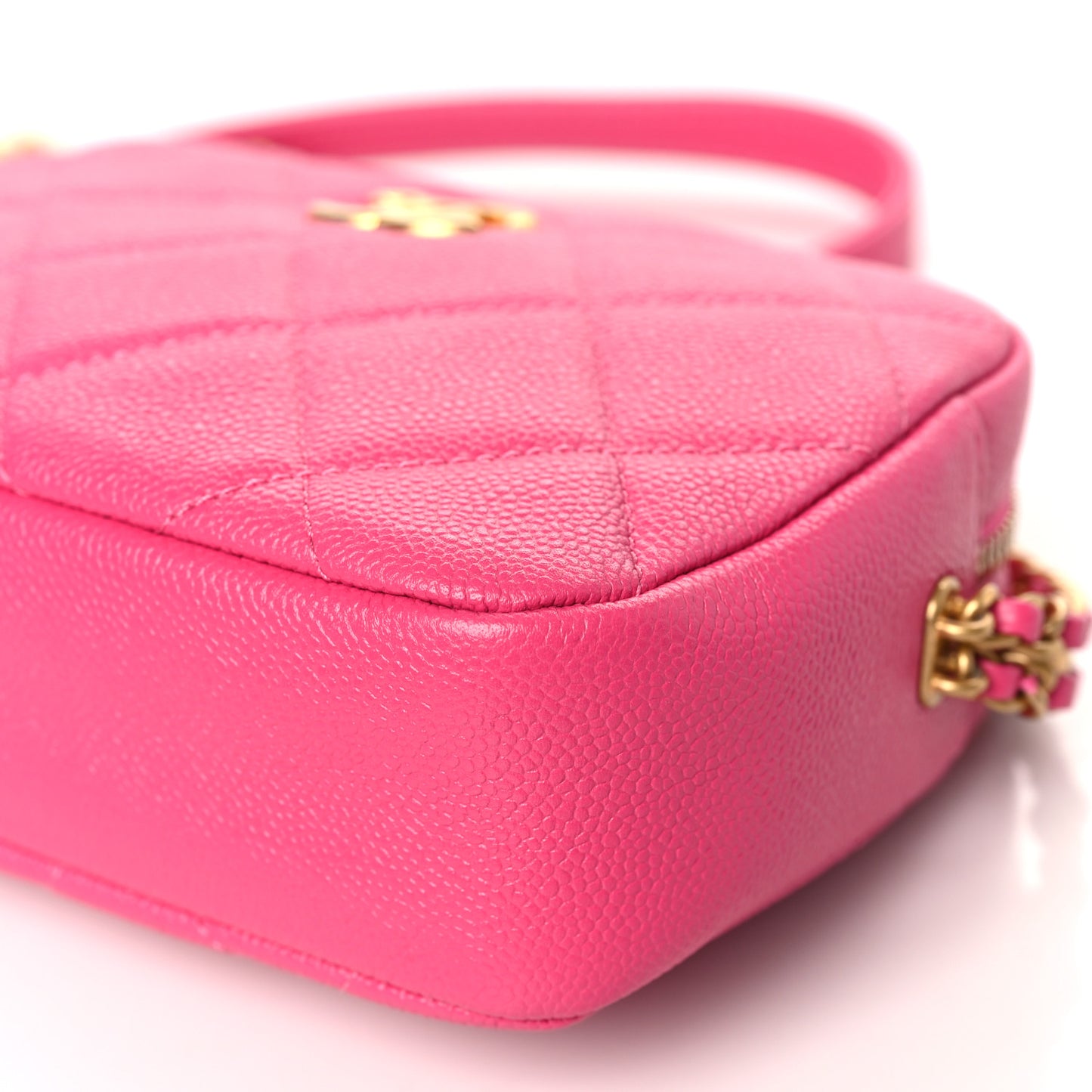 Shiny Caviar Quilted Chain Melody Camera Bag Fuchsia