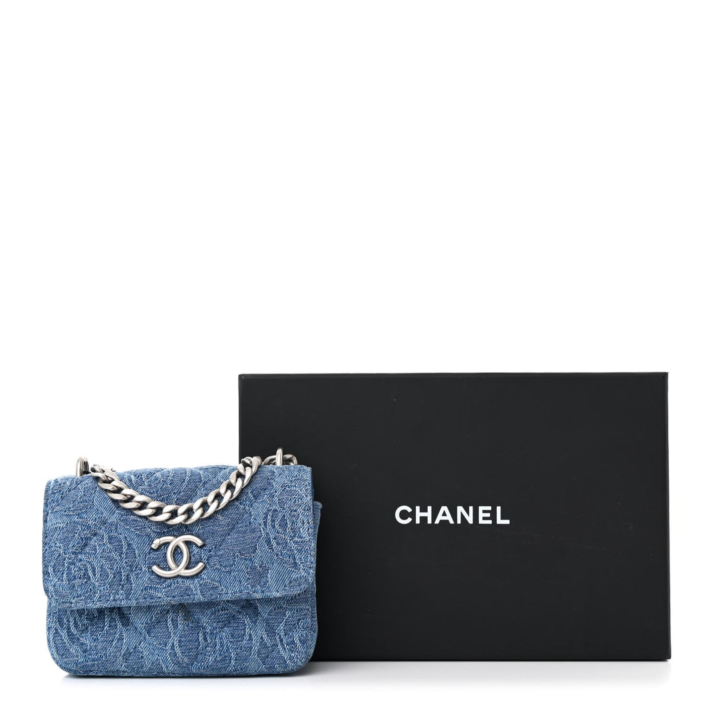 Denim Quilted Camellia Sweetheart Clutch With Chain Blue