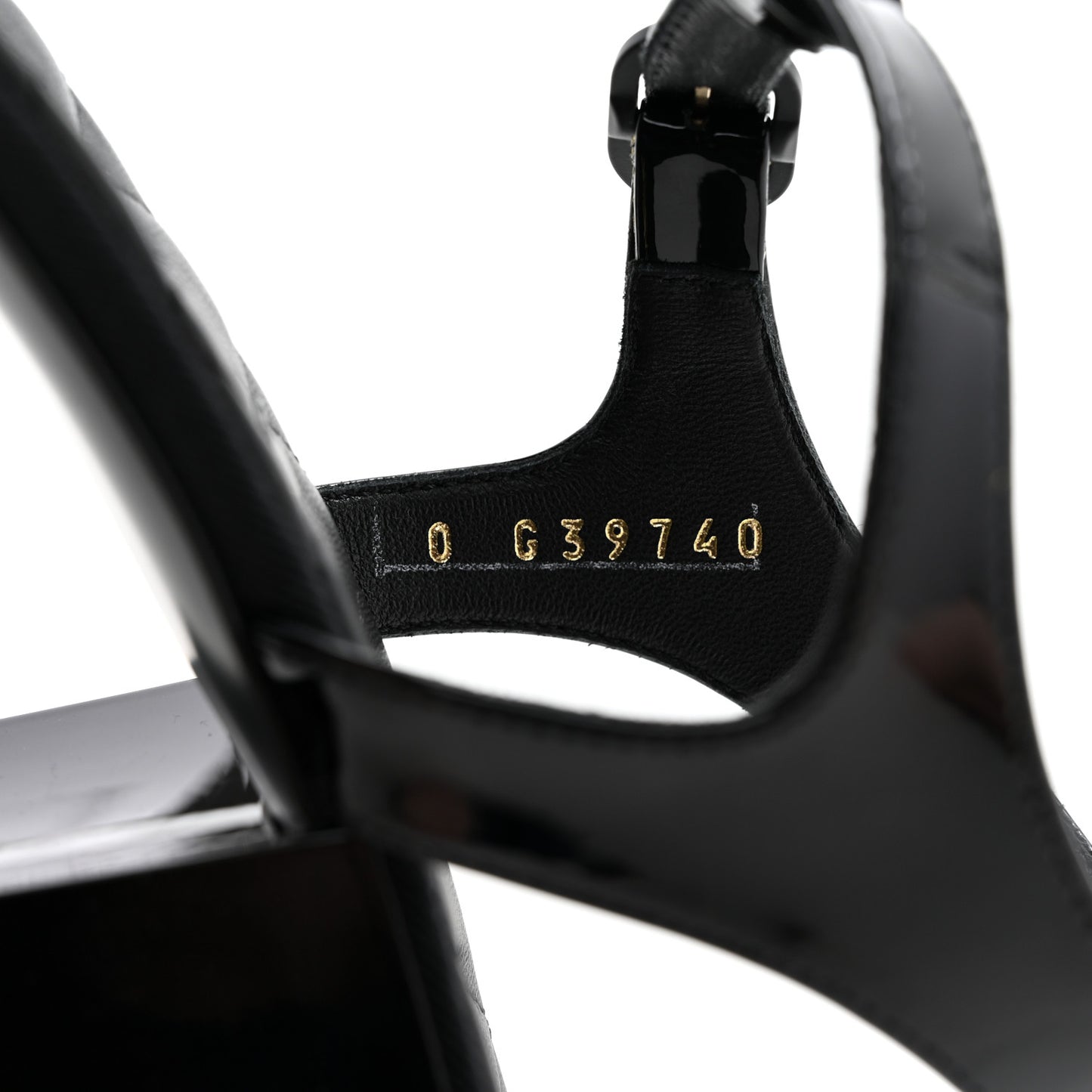Patent CC Logo Thong Sandals 39.5 Black