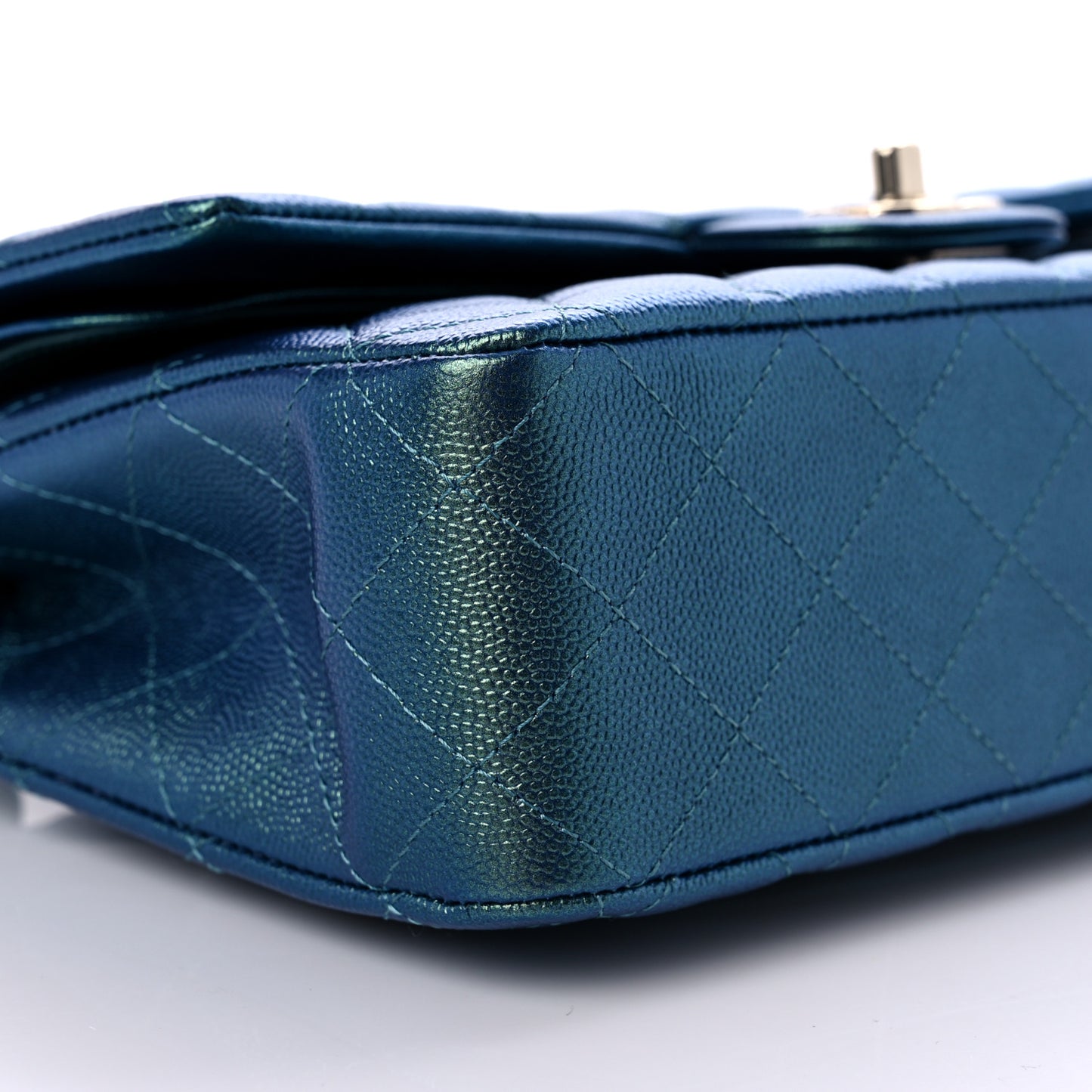 Iridescent Caviar Quilted Medium Double Flap Green