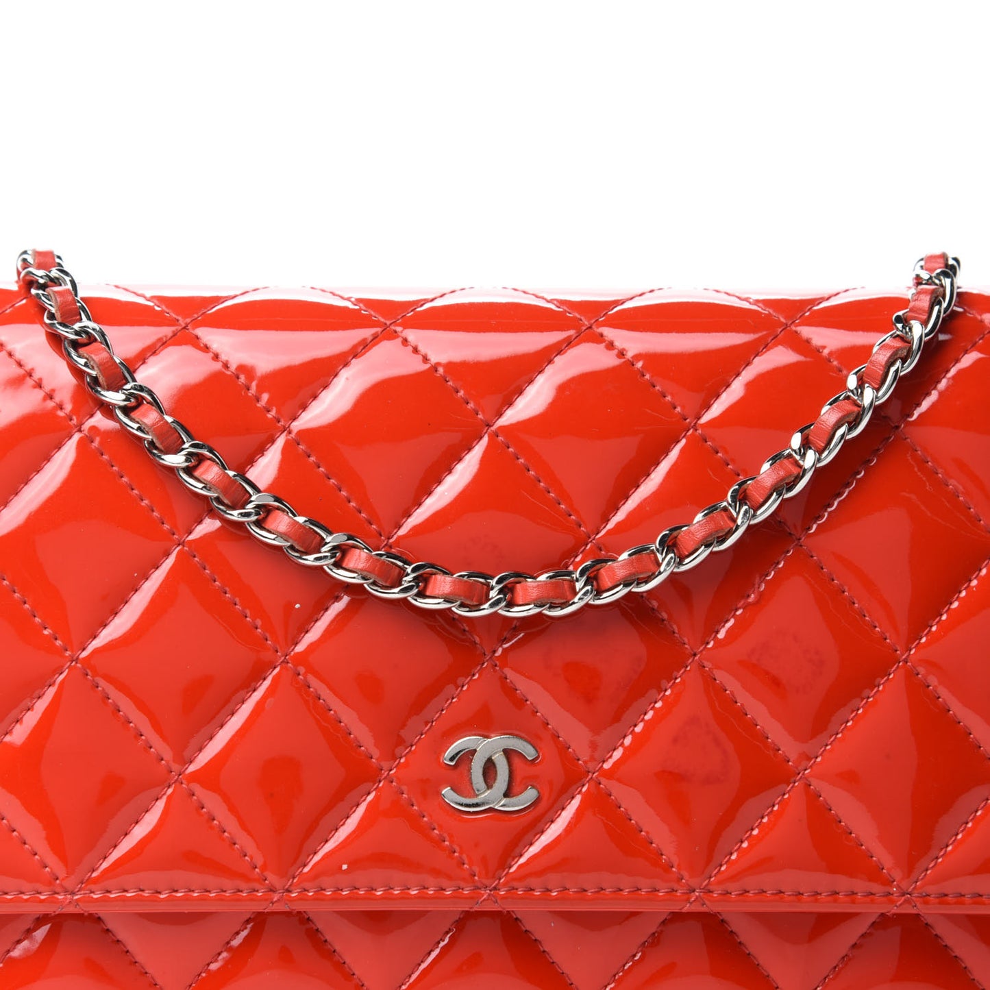 Patent Quilted Wallet On Chain WOC Red