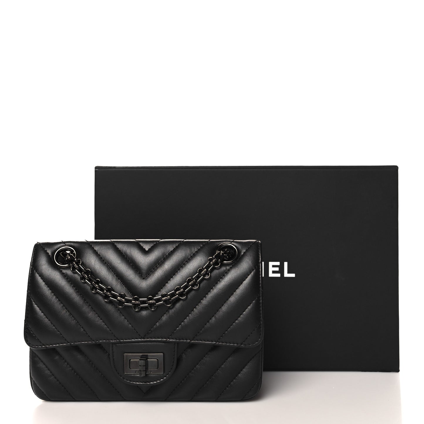 Aged Calfskin Chevron Quilted 2.55 Reissue Mini Flap So Black